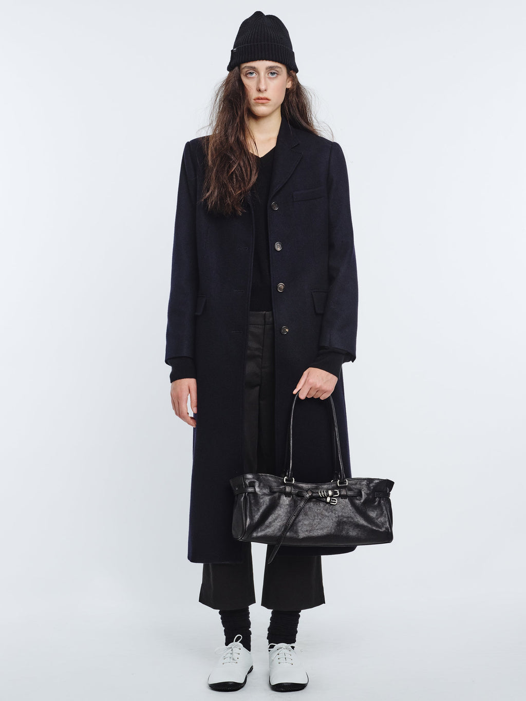 Marge Sherwood - Soft Grandma Shoulder Bag (Black Washed Nappa) product image 3 | TRAB K-Fashion Australia