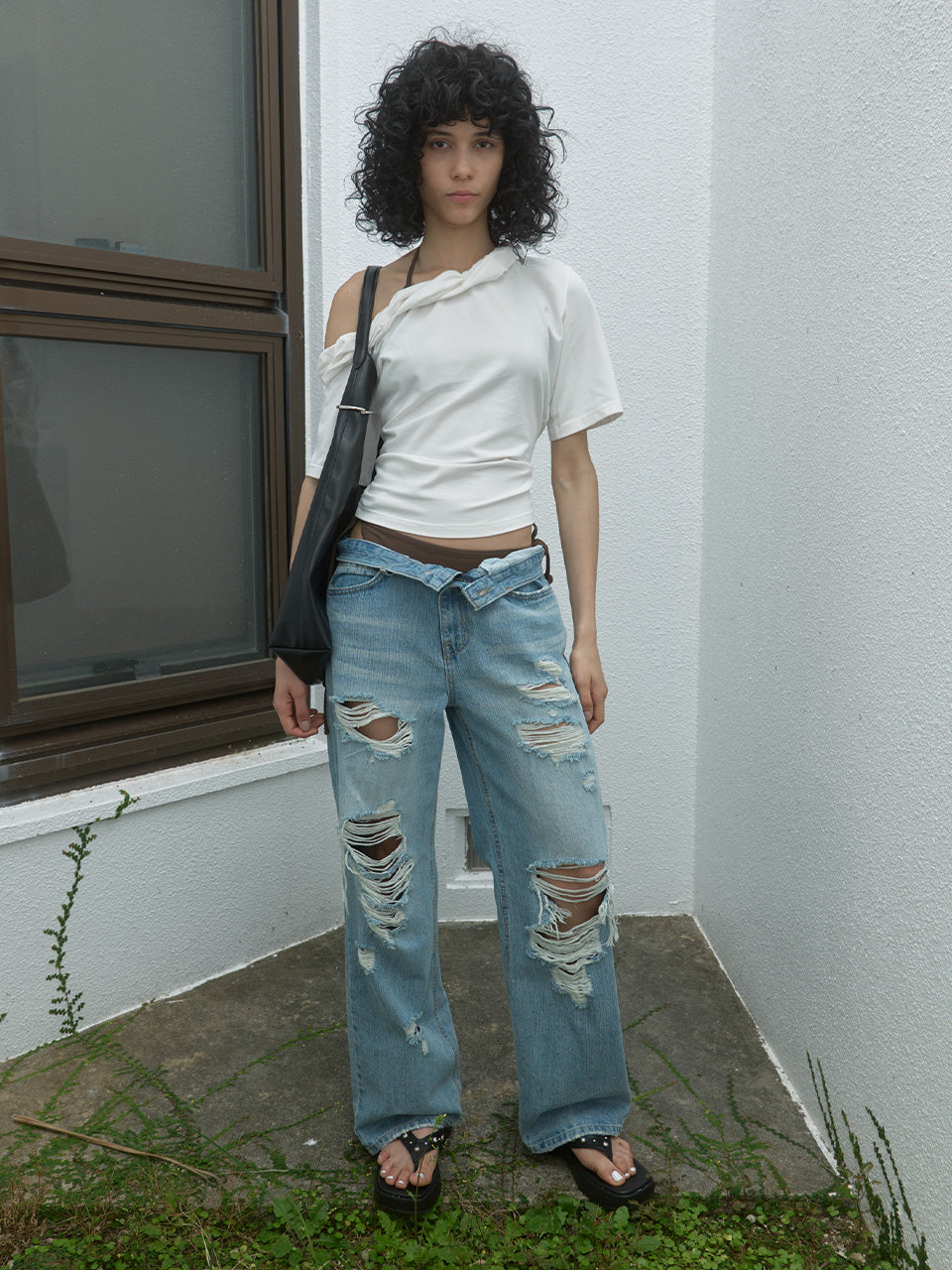 Kijun - Distressed Relaxed Fit Jeans (Blue) product image 6 | TRAB K-Fashion Australia
