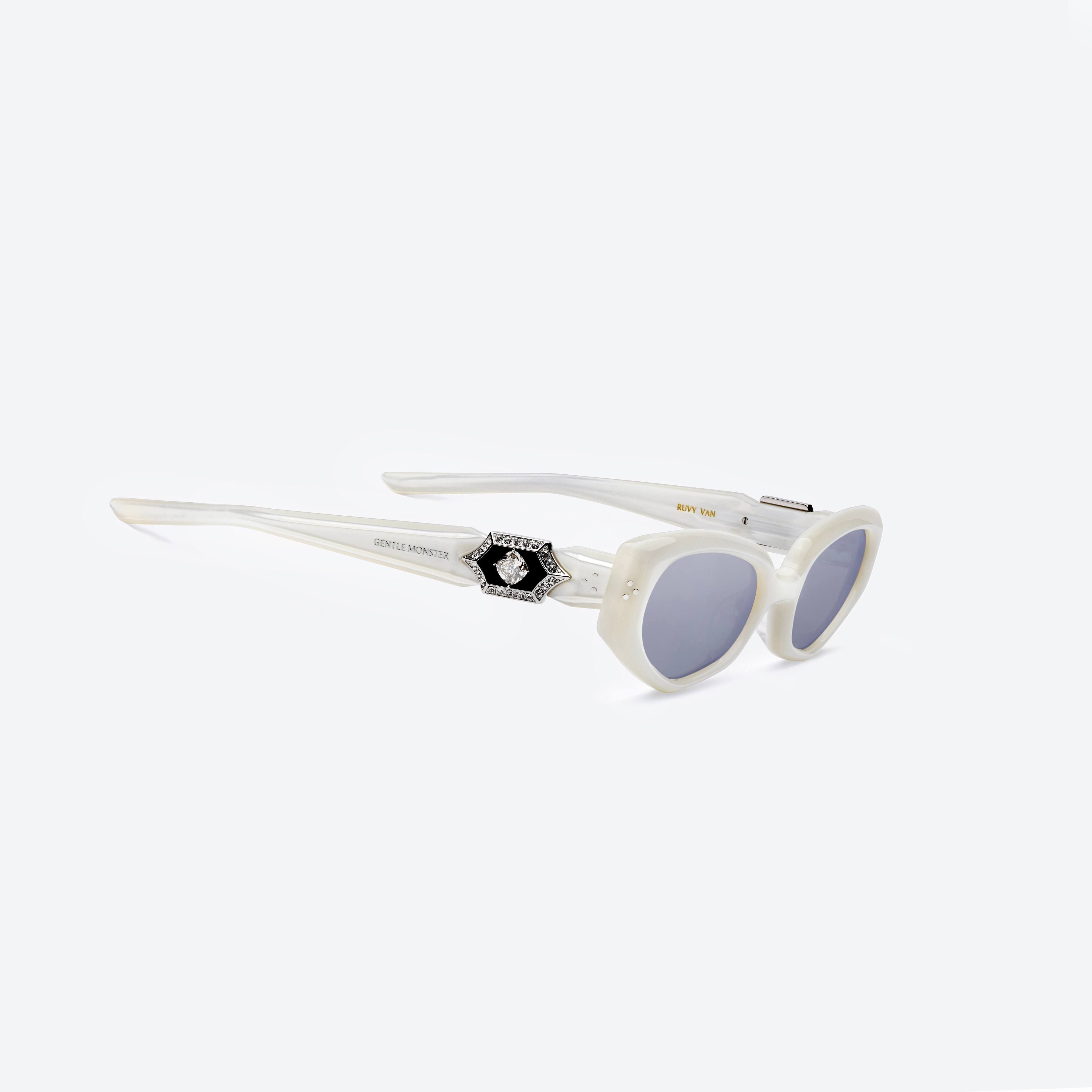 Gentle Monster - Ruvy Van WC6 product image 4 | TRAB K-Fashion Australia