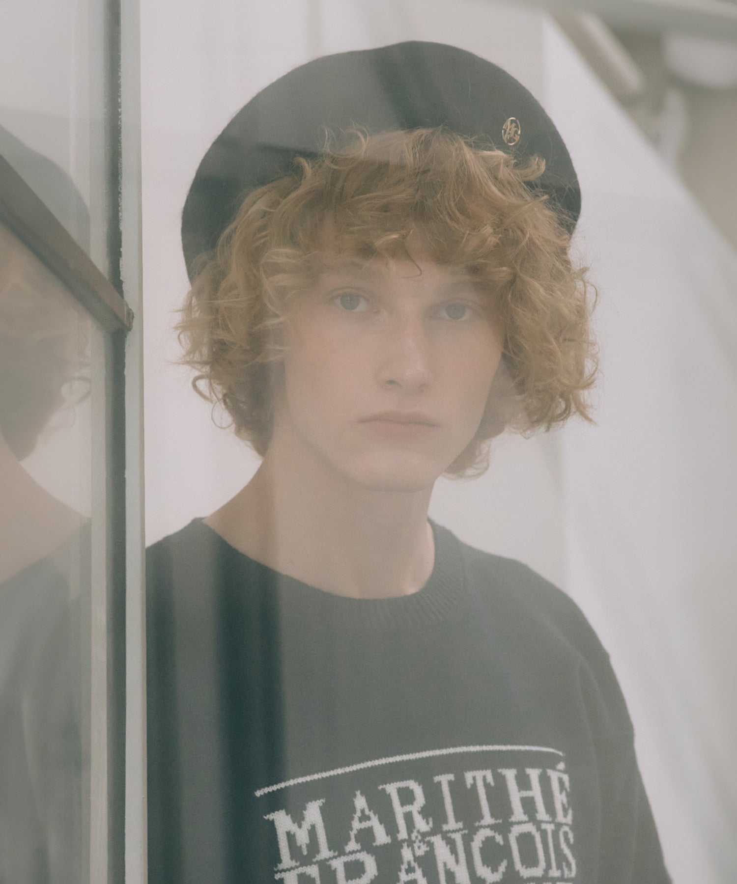 Marithe & Francois Girbaud - Metal Circle Logo Wool Beret (Black) product image 5 | TRAB K-Fashion Australia