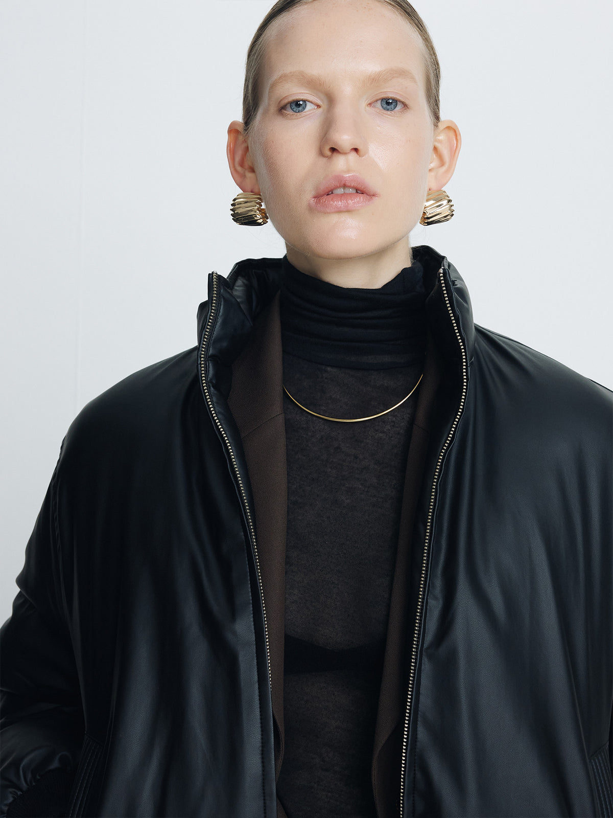 Tonywack - Cropped Padded Jacket (Black) product image 6 | TRAB K-Fashion Australia