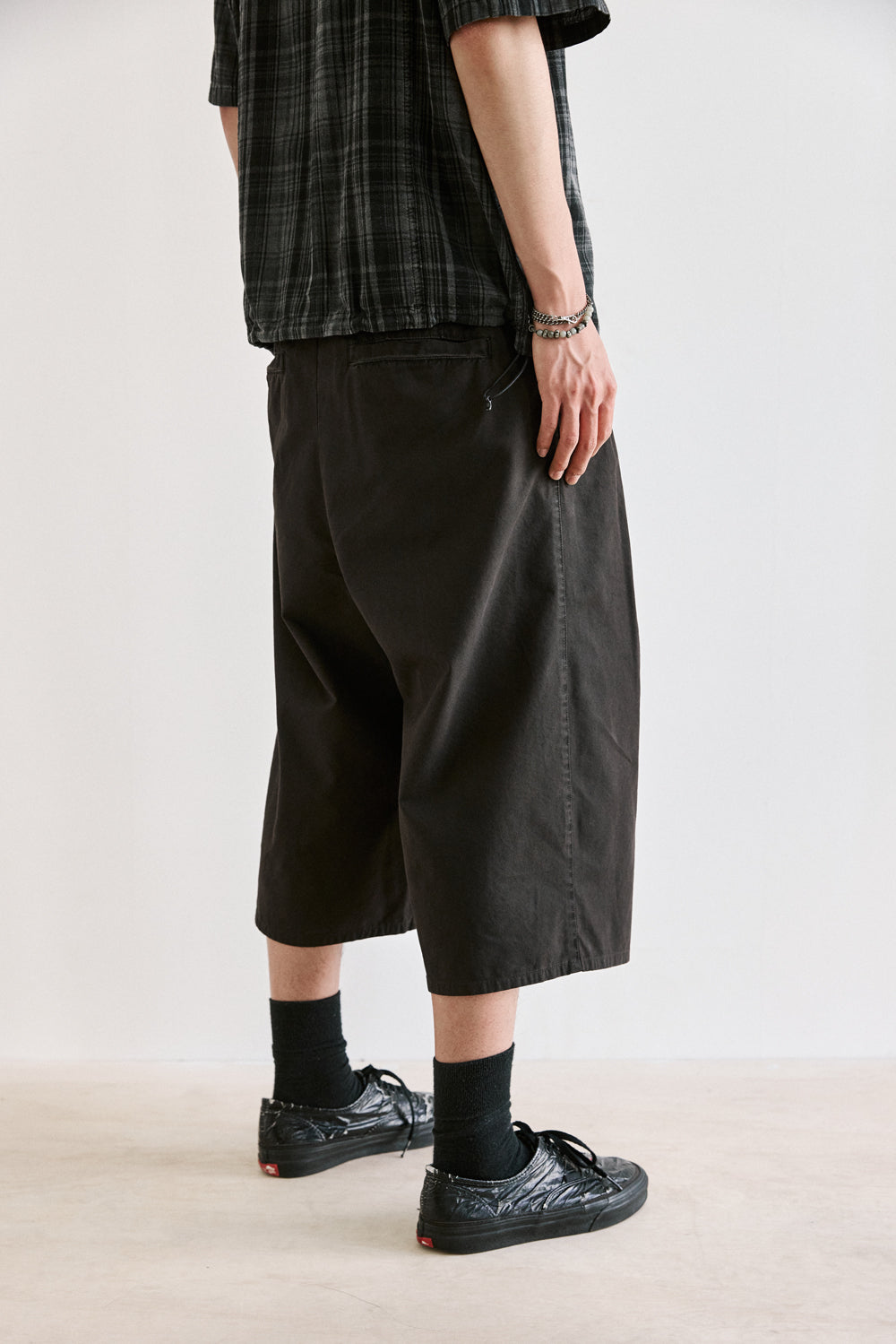 Hatchingroom - Dyed Pleats Shorts Purple (Brown) product image 12 | TRAB K-Fashion Australia