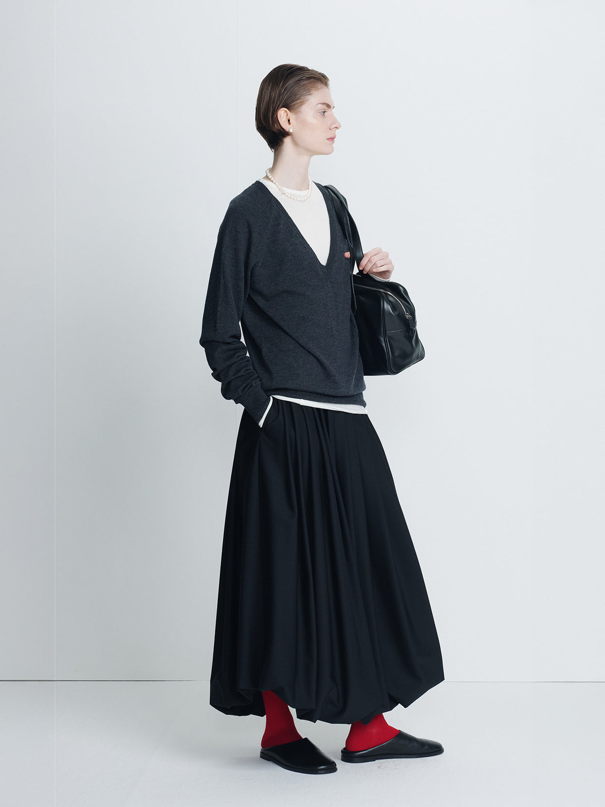 Tonywack - Wool Balloon Skirt (Black) product image 2 | TRAB K-Fashion Australia