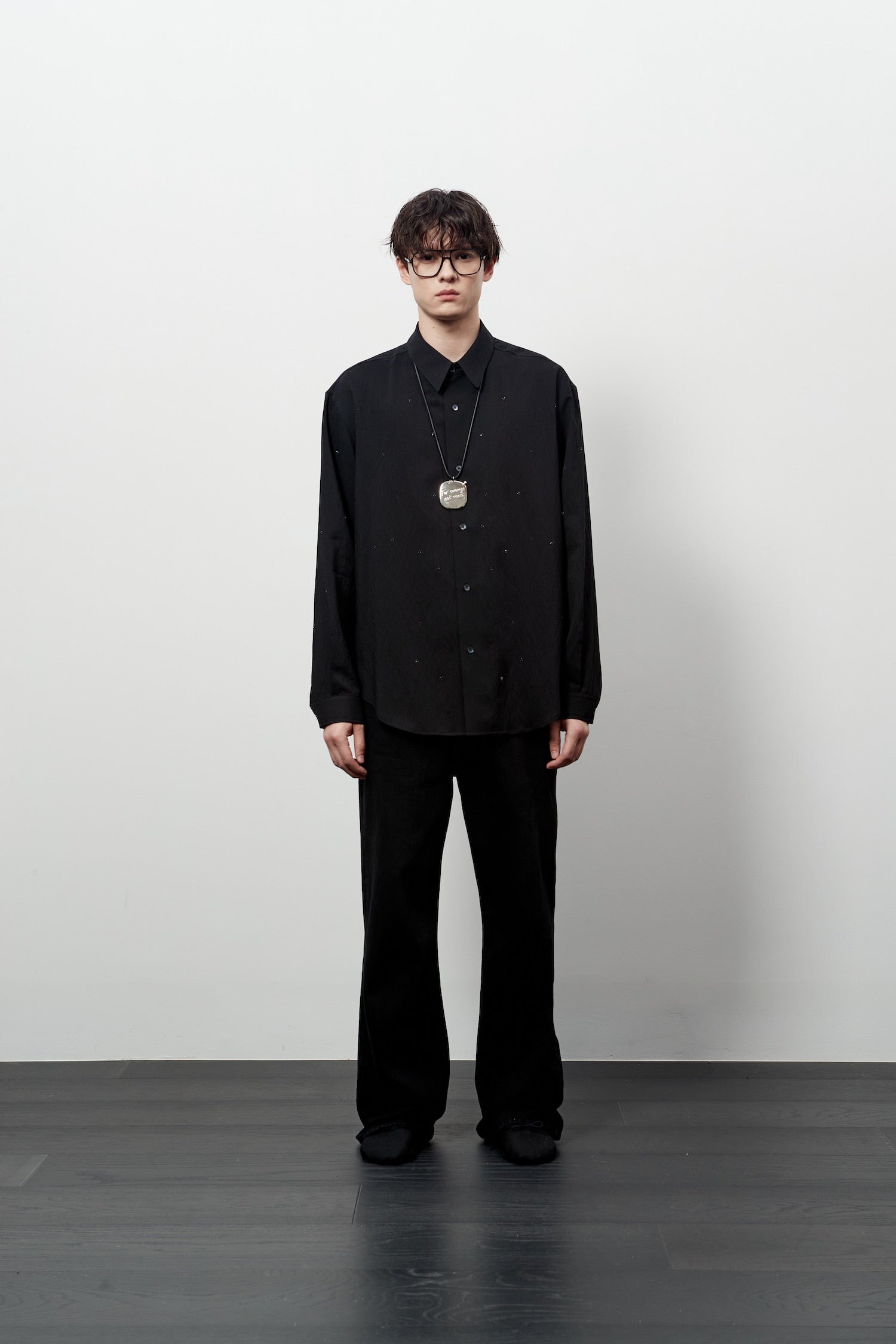 Stu - Crystal Stripe Shirt (Black) product image 1 | TRAB K-Fashion Australia