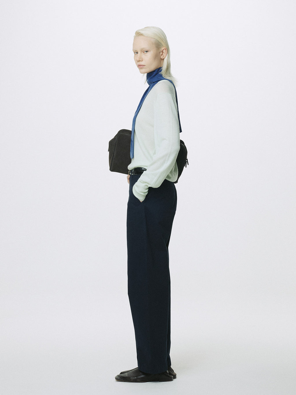 Tonywack - Airy Cashmere V-Neck (Mint) product image 2 | TRAB K-Fashion Australia