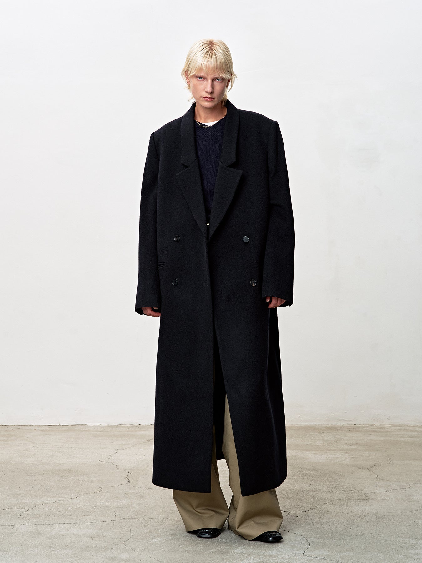 Tonywack - Tailored Double-Breasted Maxi Coat (Navy) product image 5 | TRAB K-Fashion Australia