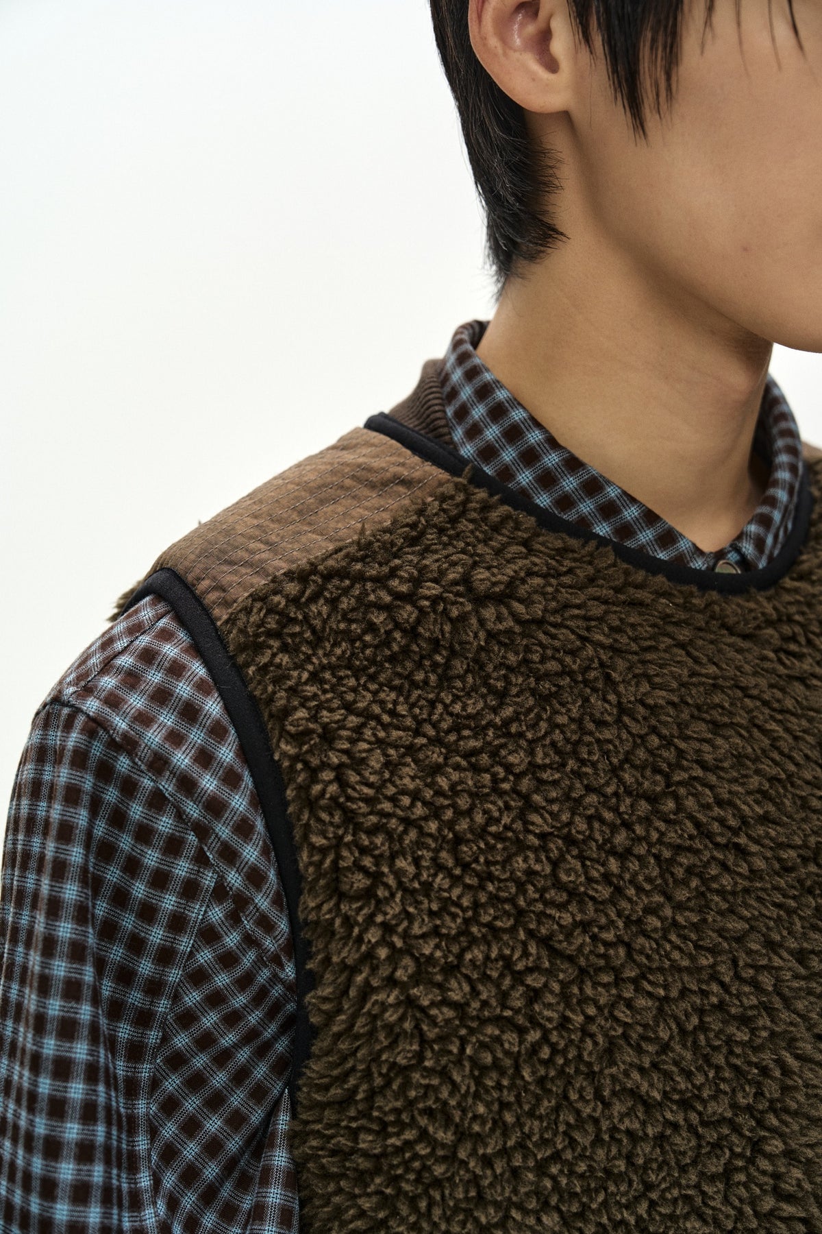 Andersson Bell - Sorano Patchwork Fleece Vest (Taupe) product image 5 | TRAB K-Fashion Australia
