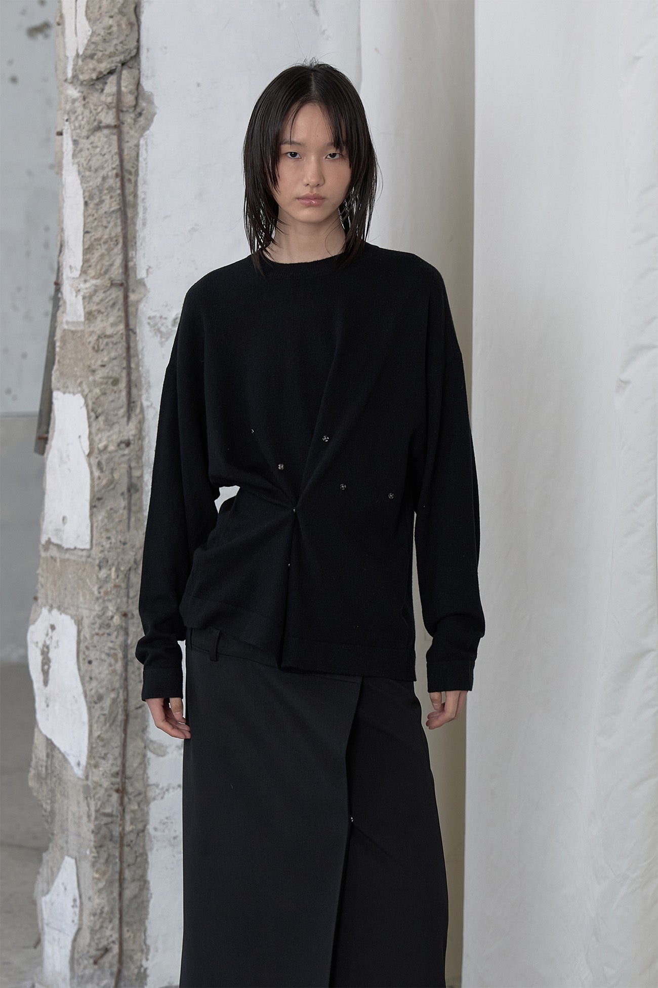 Deinet - Button Up Pullover Knit (Black) product image 7 | TRAB K-Fashion Australia