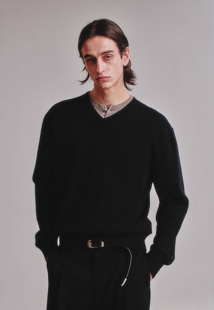 Art if acts - Cashmere V-Neck Knit (Black) product image 1 | TRAB K-Fashion Australia