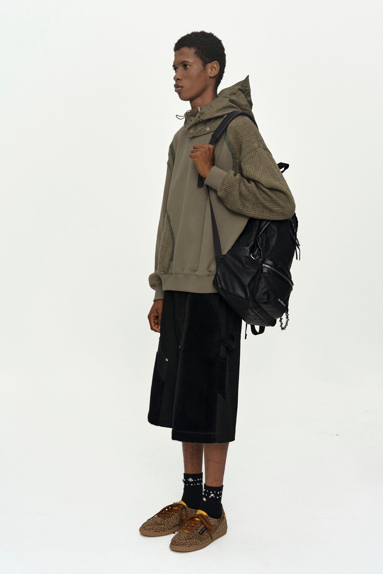 Andersson Bell - Detachable Balaclava Sweatshirt (Khaki) product image 3 | TRAB K-Fashion Australia