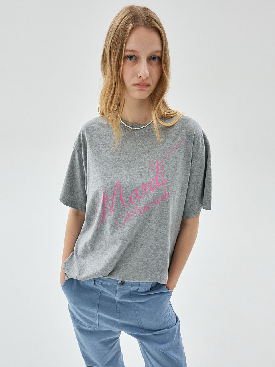 Mardi Mercredi - Tshirt Script Logo Stacked (Grey Pink) product image 1 | TRAB K-Fashion Australia