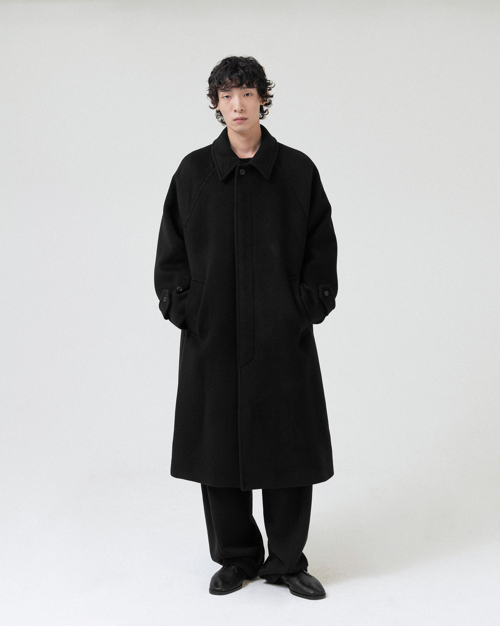 Brownyard - Balmacaan Coat (Black) product image 2 | TRAB K-Fashion Australia