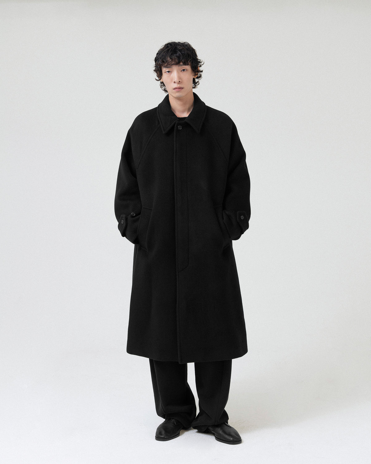 Brownyard - Balmacaan Coat (Black) product image 2 | TRAB K-Fashion Australia