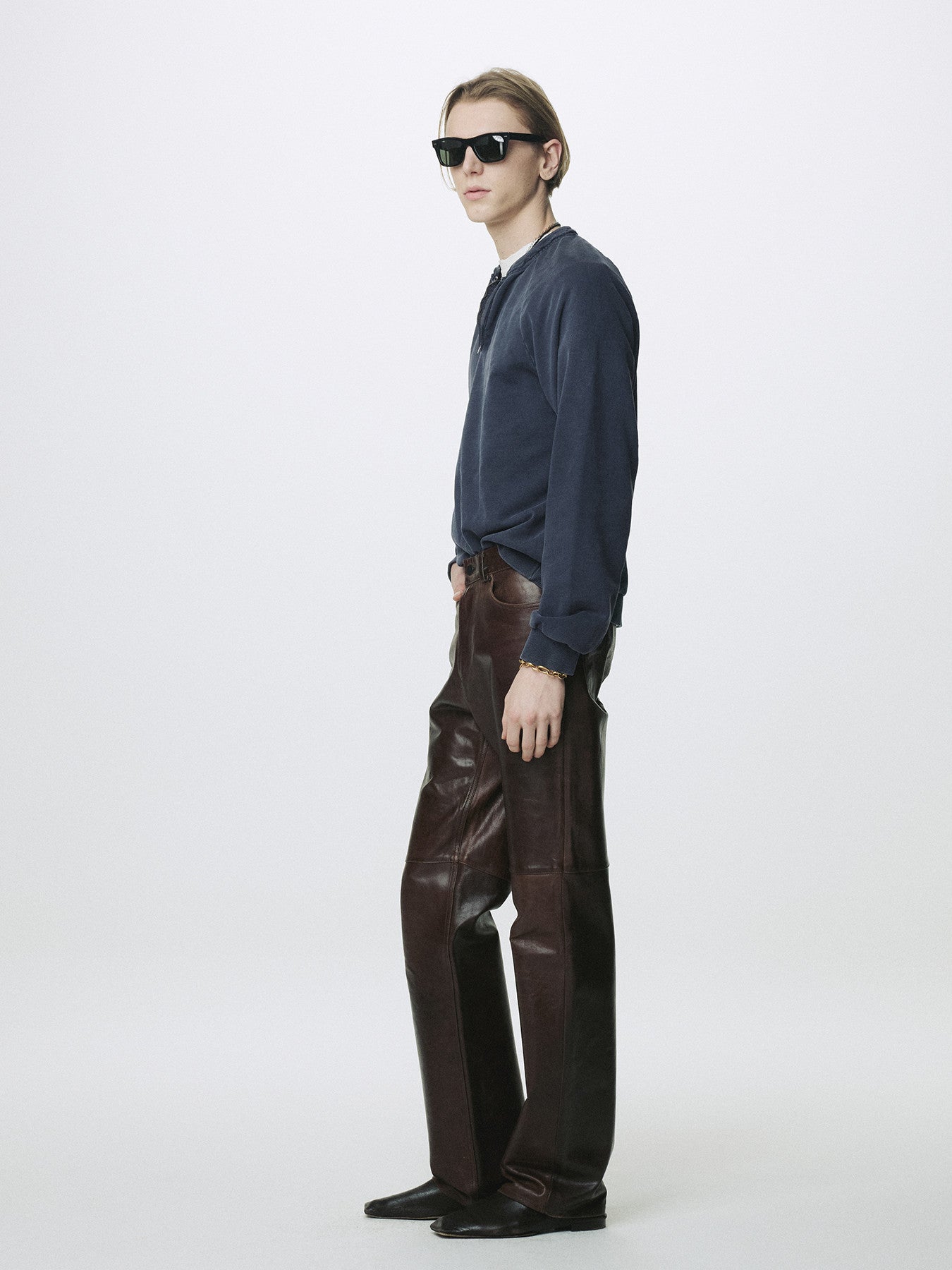 Tonywack - Garment Dyed Zip Sweatshirt (Faded Navy) product image 3 | TRAB K-Fashion Australia
