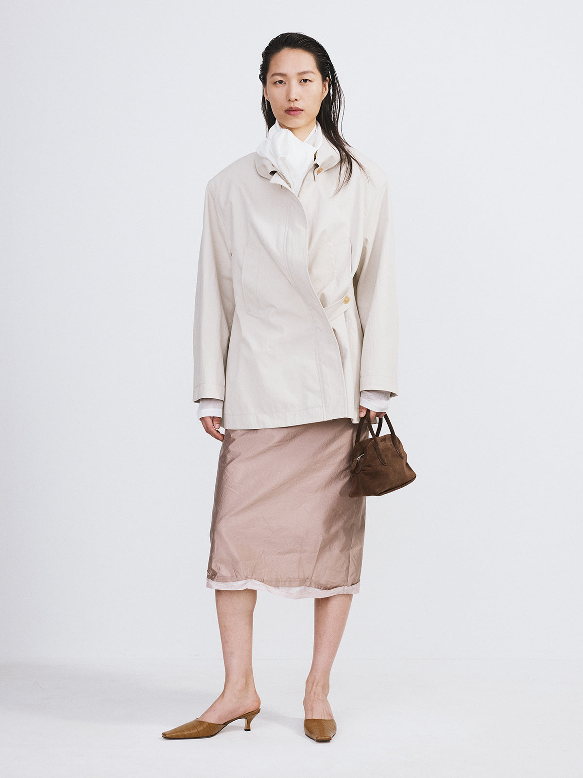 Recto - Detachable Pad Hunting Coat (Ecru) product image 2 | TRAB K-Fashion Australia