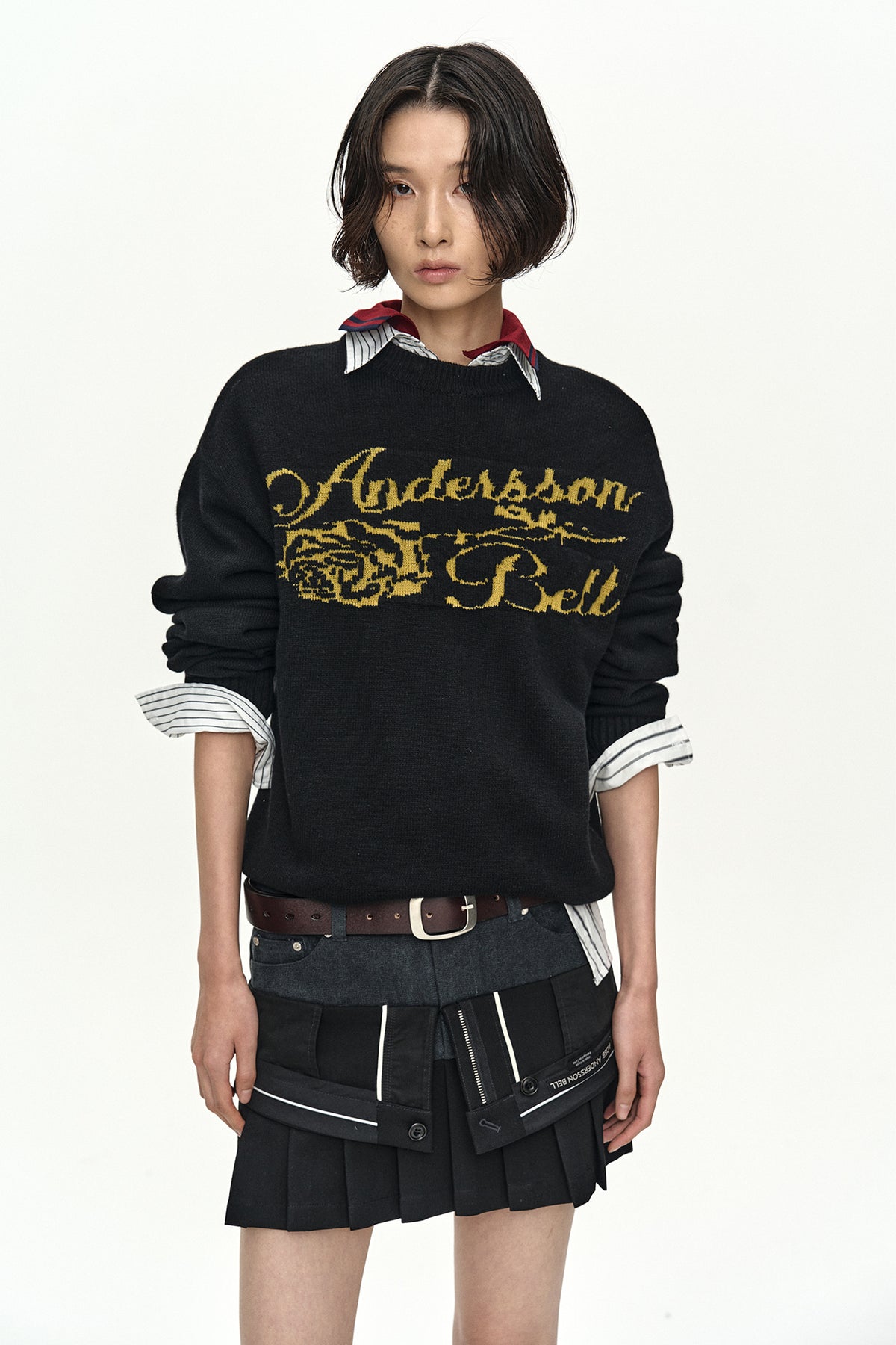 Andersson Bell - Unisex Cashmere Rose Crew-Neck Sweater (Black) product image 9 | TRAB K-Fashion Australia
