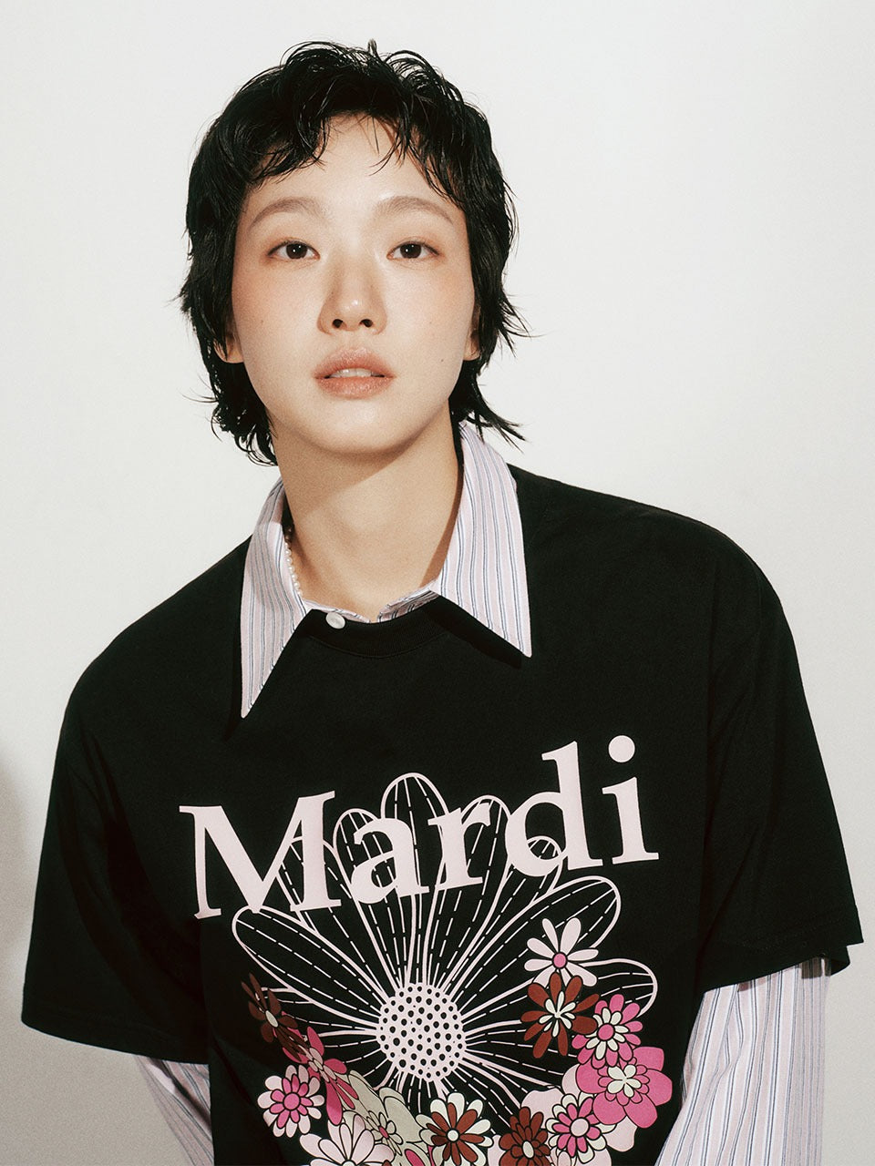 Mardi Mercredi - Tshirt Flowermardi Jardin (Black Palepink) product image 1 | TRAB K-Fashion Australia
