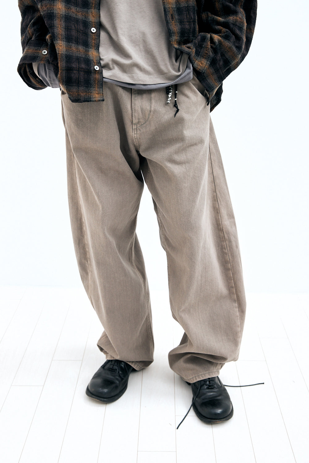 Hatchingroom - Curve Jeans Washed (Beige) product image 17 | TRAB K-Fashion Australia