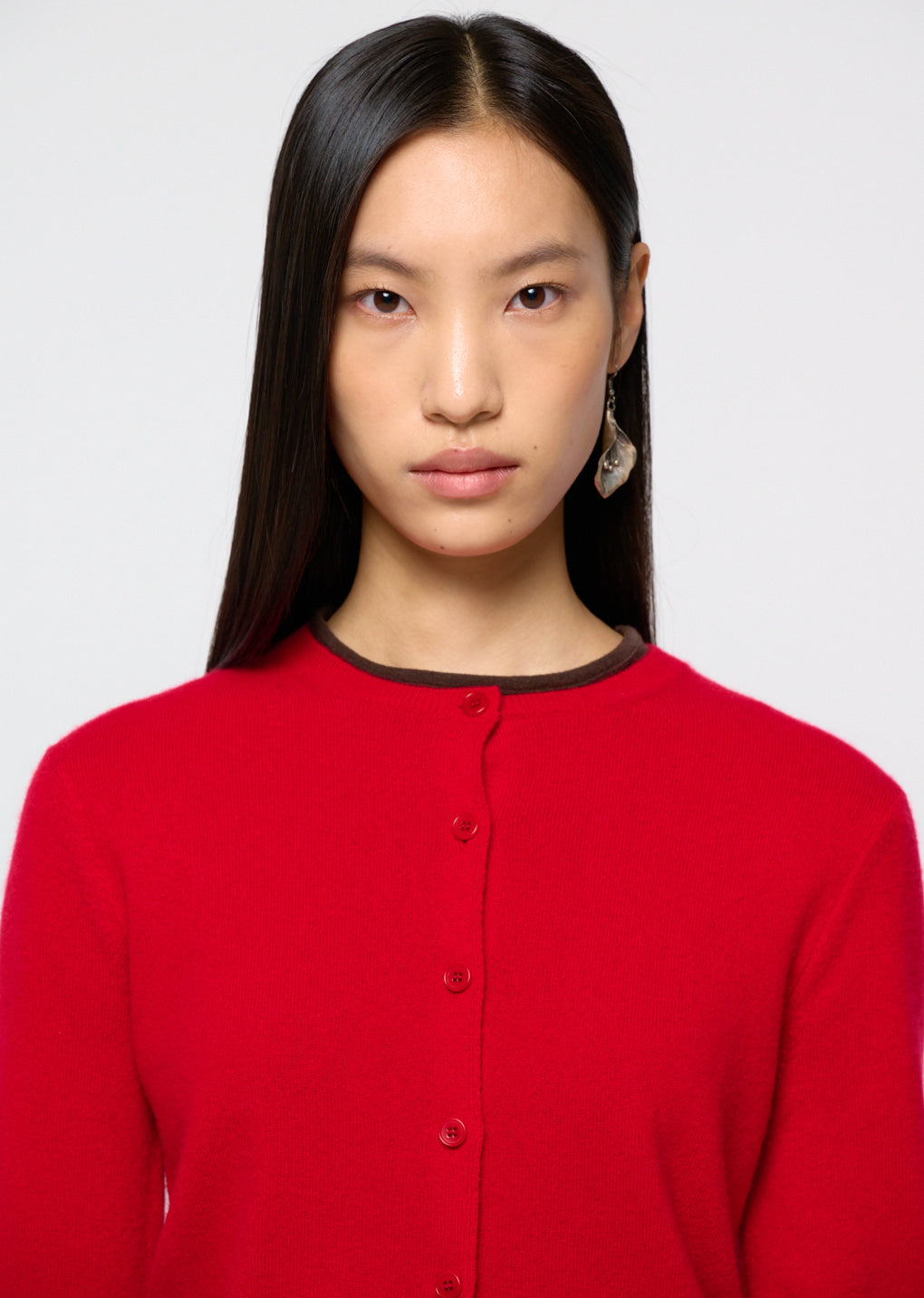 Amomento - Cashmere Crewneck Cardigan (Red) product image 7 | TRAB K-Fashion Australia