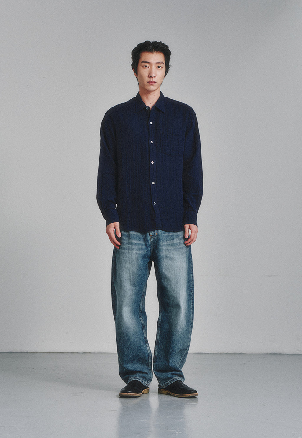 Art if acts - One Tuck Curve Denim Pants (Washed Blue) product image 2 | TRAB K-Fashion Australia