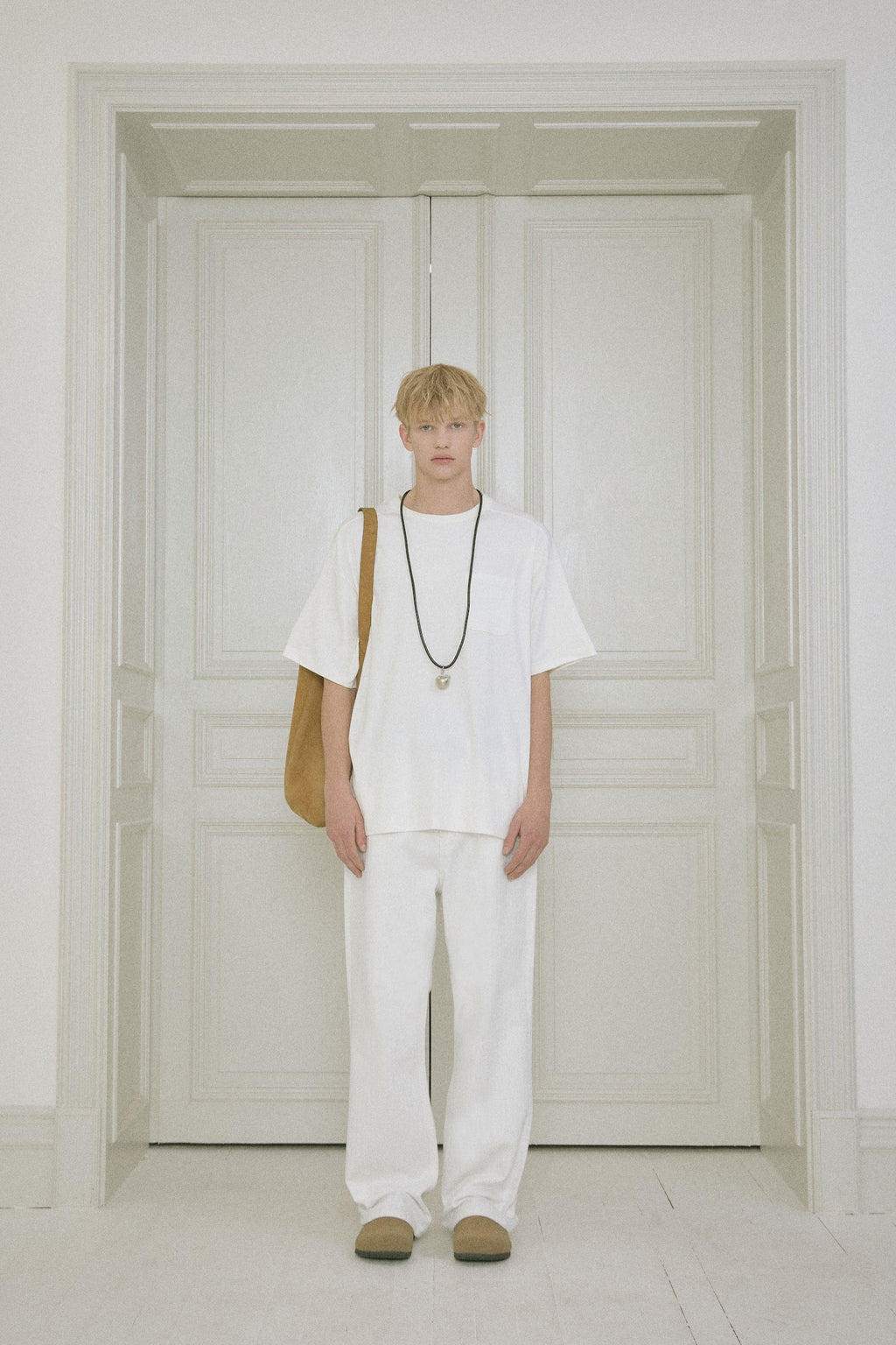 STU - Pocket T-Shirt (Ivory) product image 1 | TRAB K-Fashion Australia