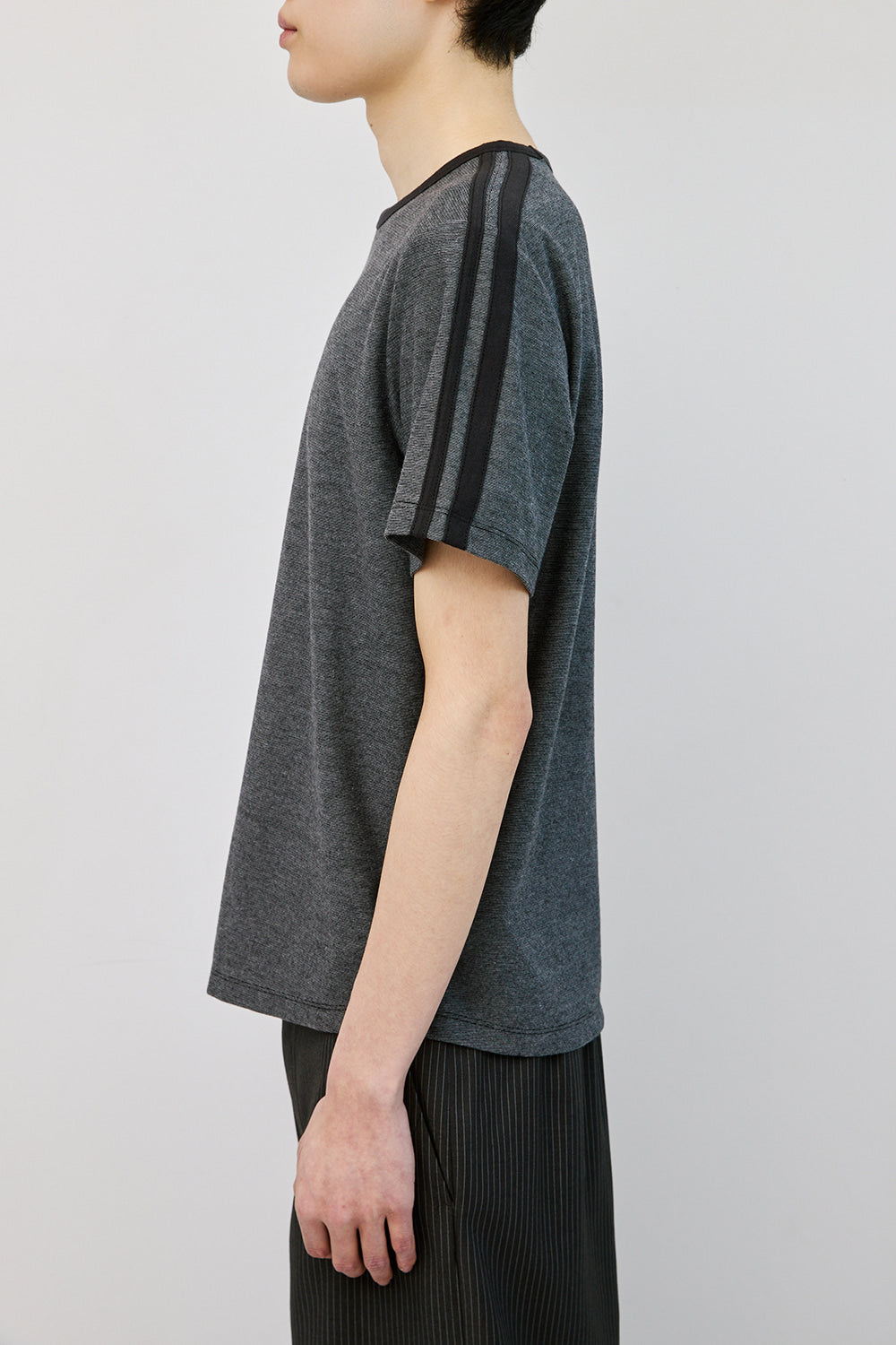 Hatchingroom - Lines Tee (Black) product image 13 | TRAB K-Fashion Australia