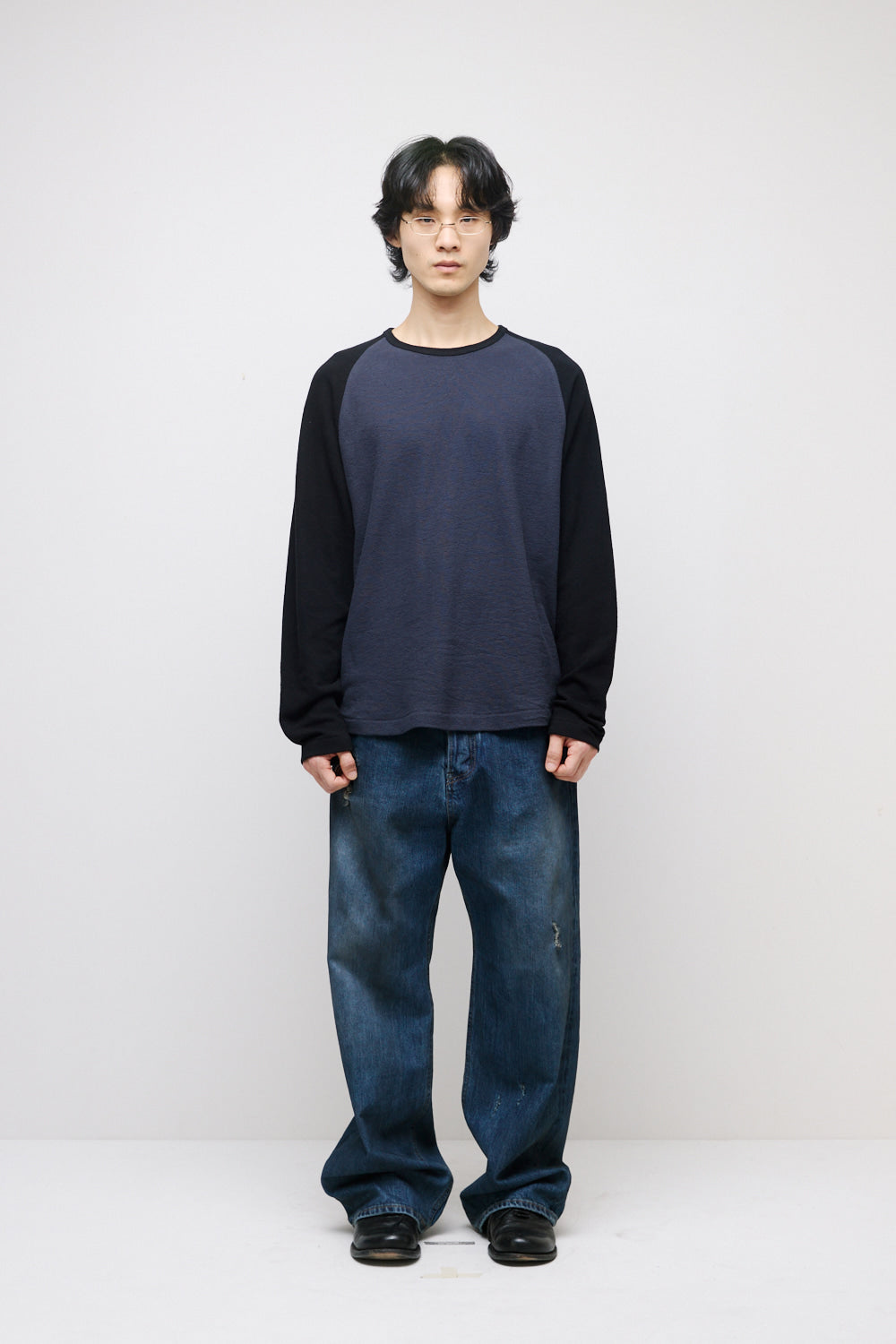 Hatchingroom - Raglan Tee (Black/Blue Charcoal) product image 4 | TRAB K-Fashion Australia