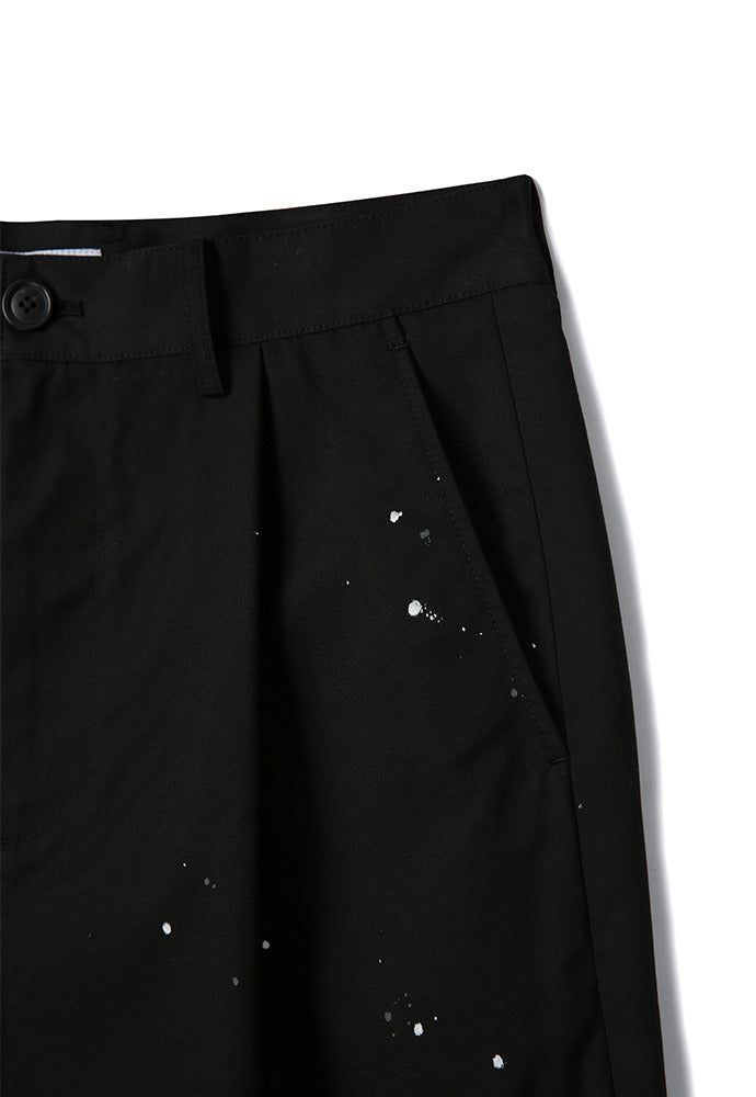 Tonywack - Row Painting Pleated Wide Shorts (Black) product image 2 | TRAB K-Fashion Australia