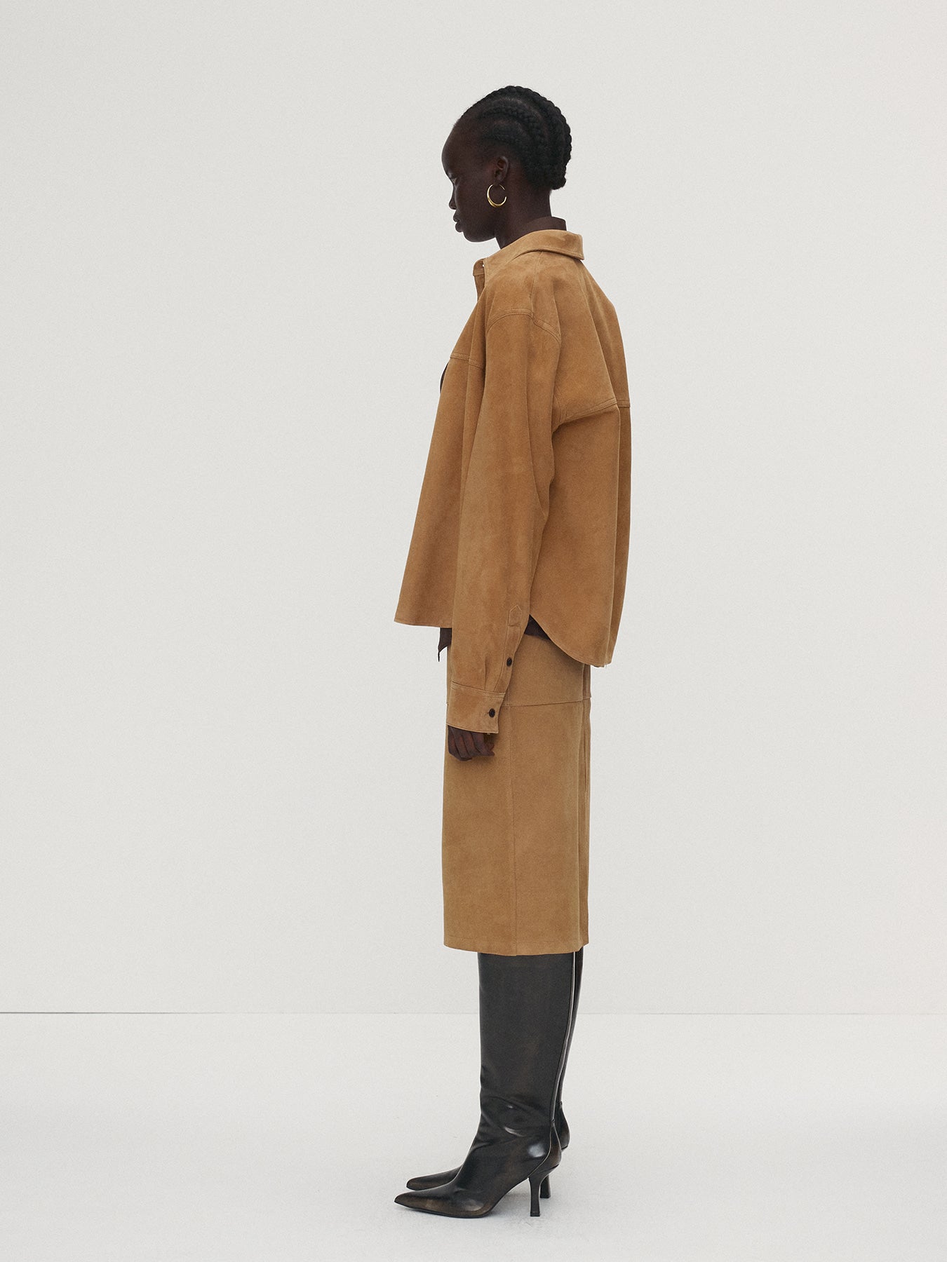 Tonywack - Suede Midi Skirt (Light Beige) product image 3 | TRAB K-Fashion Australia