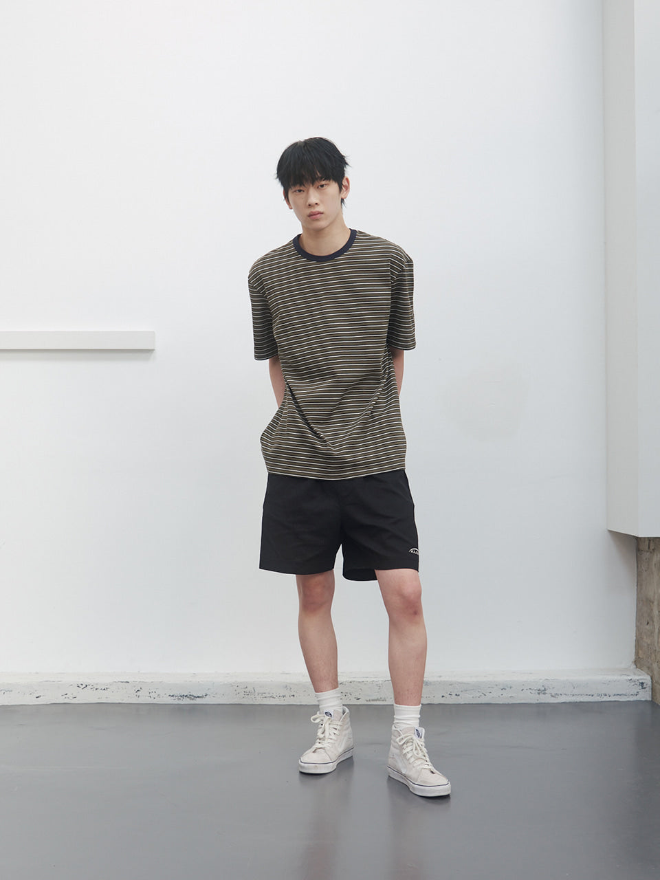 Kijun - Soft Border Tee (Khaki) product image 4 | TRAB K-Fashion Australia