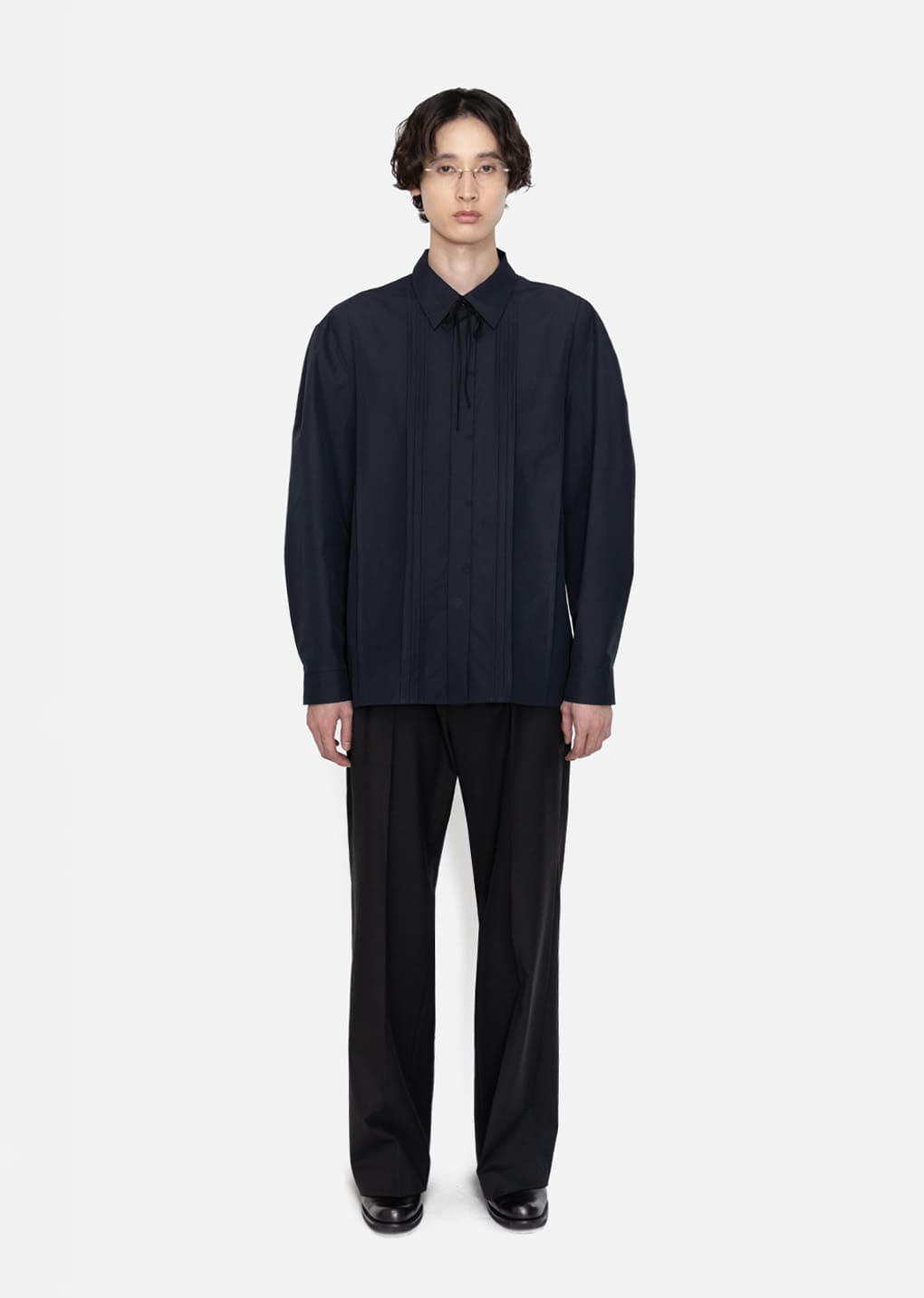 Amomento - Pleated Shirt (Navy) product image 2 | TRAB K-Fashion Australia