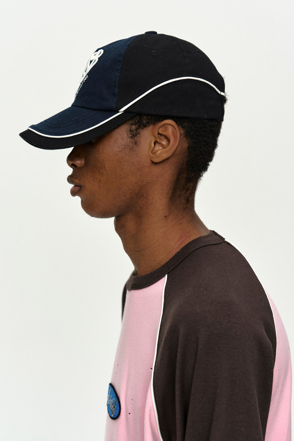Andersson Bell - (essential) Unisex Heart Logo Embroidery Layered Cap (Essential) product image 2 | TRAB K-Fashion Australia