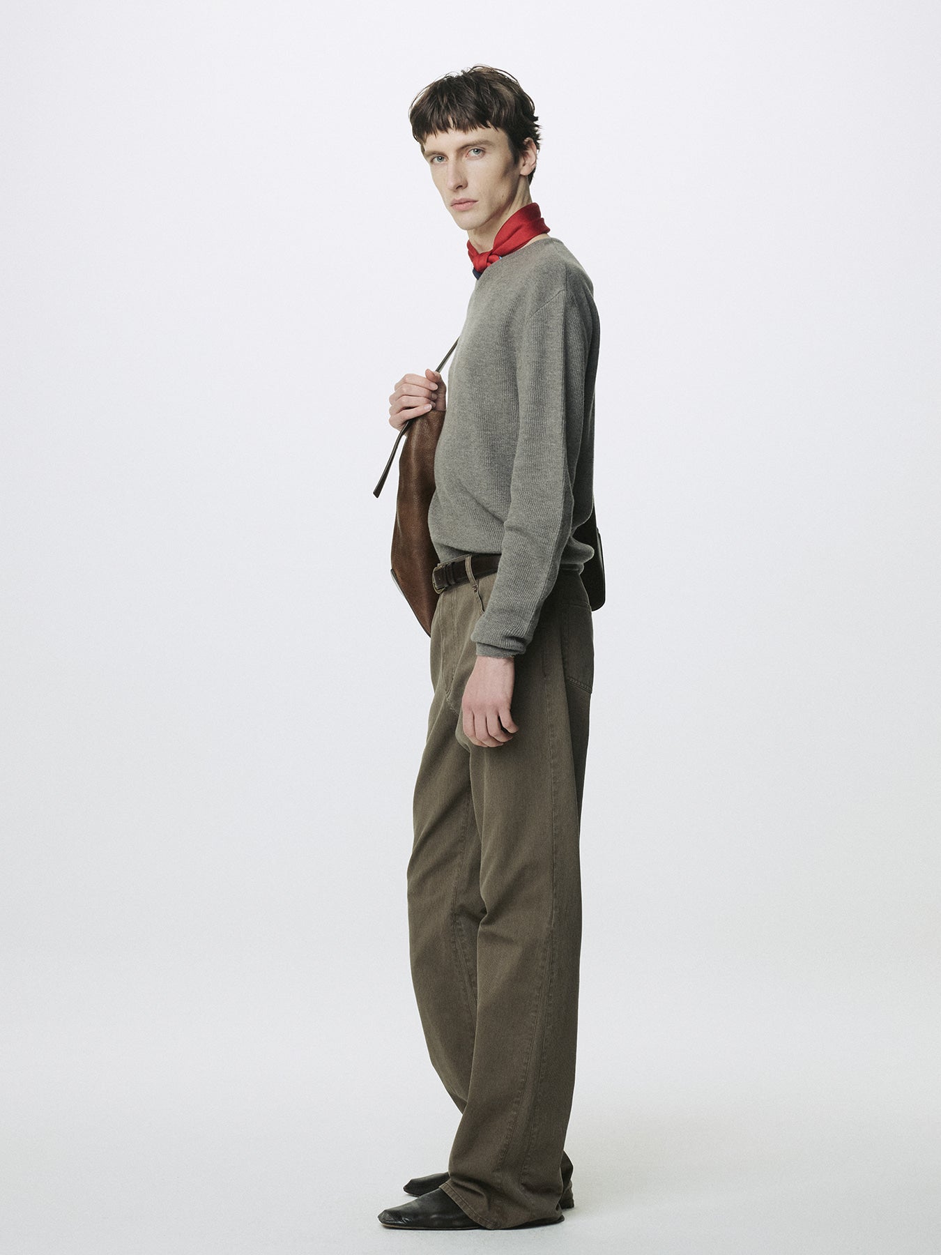 Tonywack - Super Fine Wool Commando V-Neck Knit (Taupe Melange) product image 3 | TRAB K-Fashion Australia