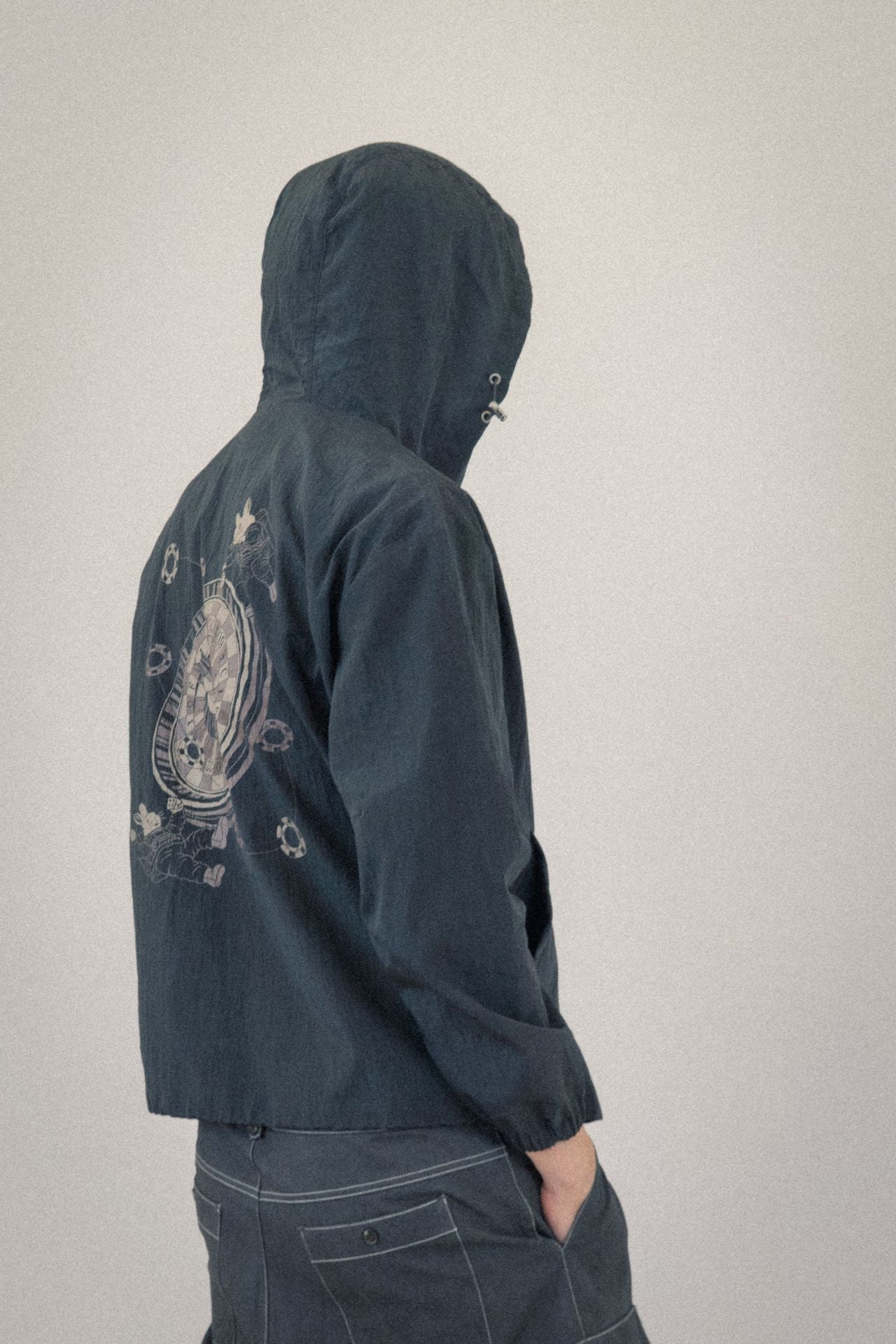 Ioedle - Zero Gravity Casino Windbreaker (Olive) product image 14 | TRAB K-Fashion Australia