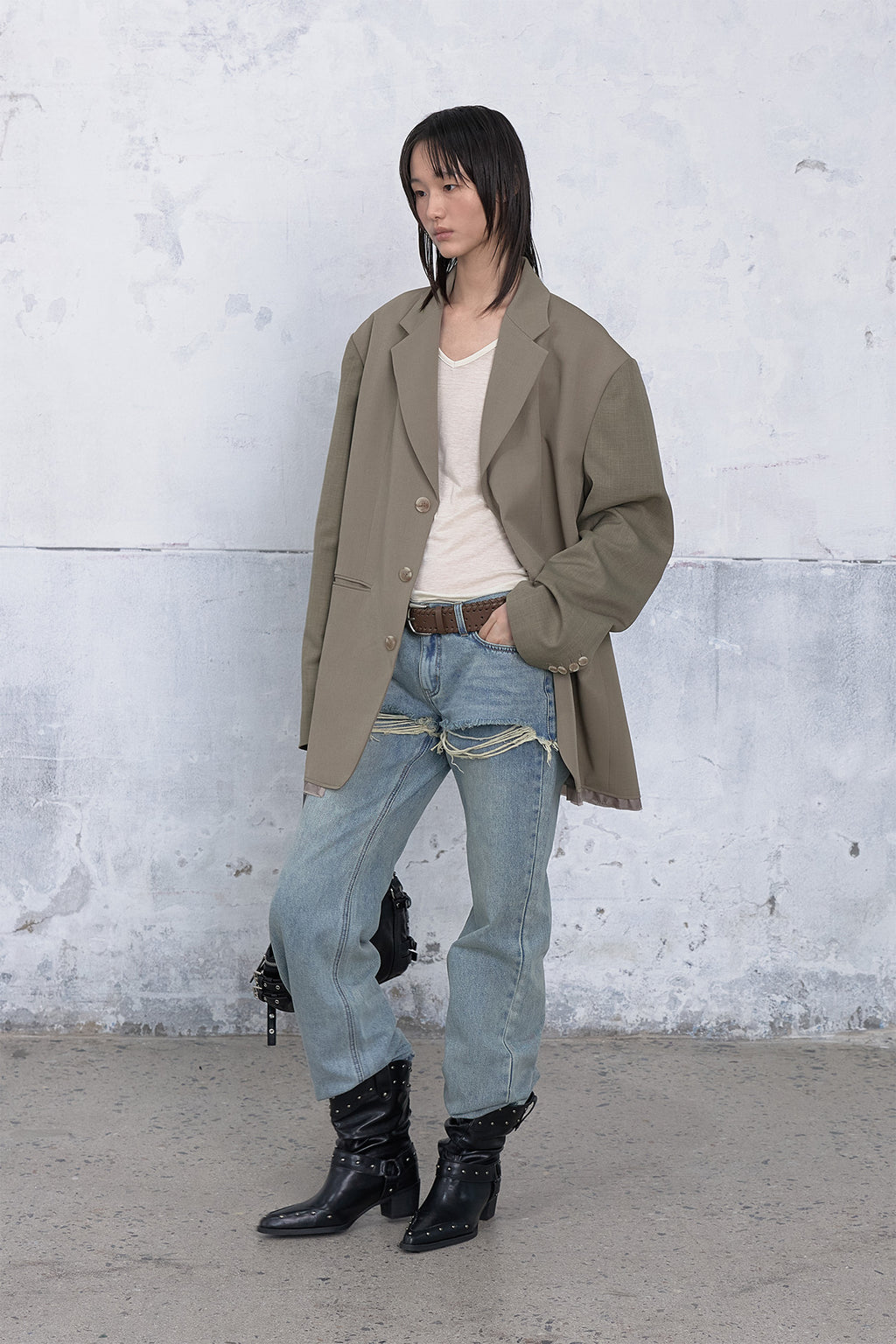 Deinet - Lowcut Blazer (Khaki Beige) product image 5 | TRAB K-Fashion Australia