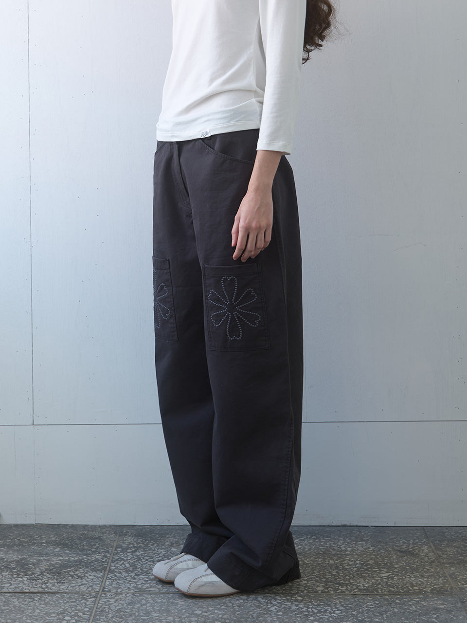 Kijun - Clover Pocket Pants (Black) product image 2 | TRAB K-Fashion Australia