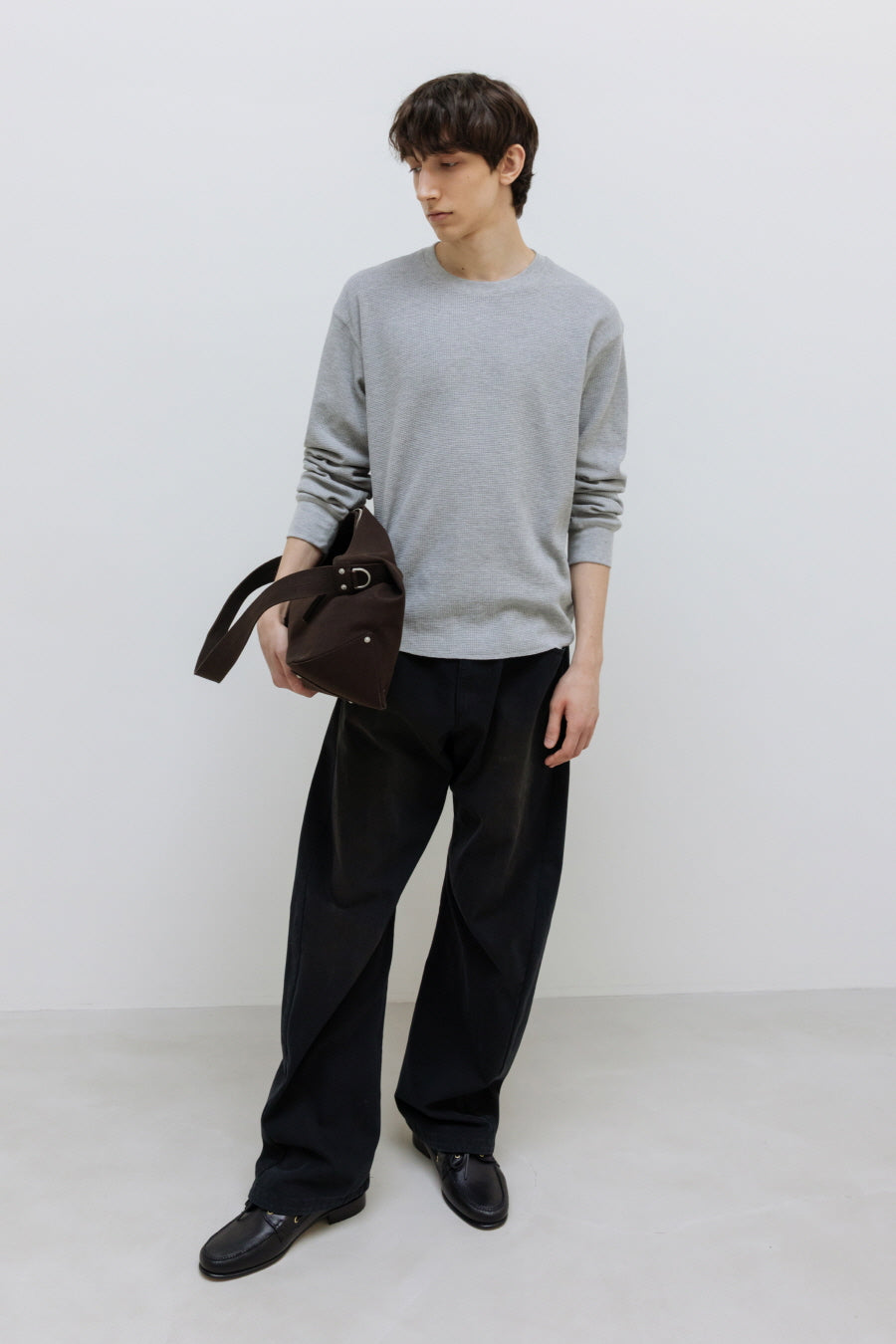 Insilence - Canvas Hobo Bag (Brown) product image 2 | TRAB K-Fashion Australia