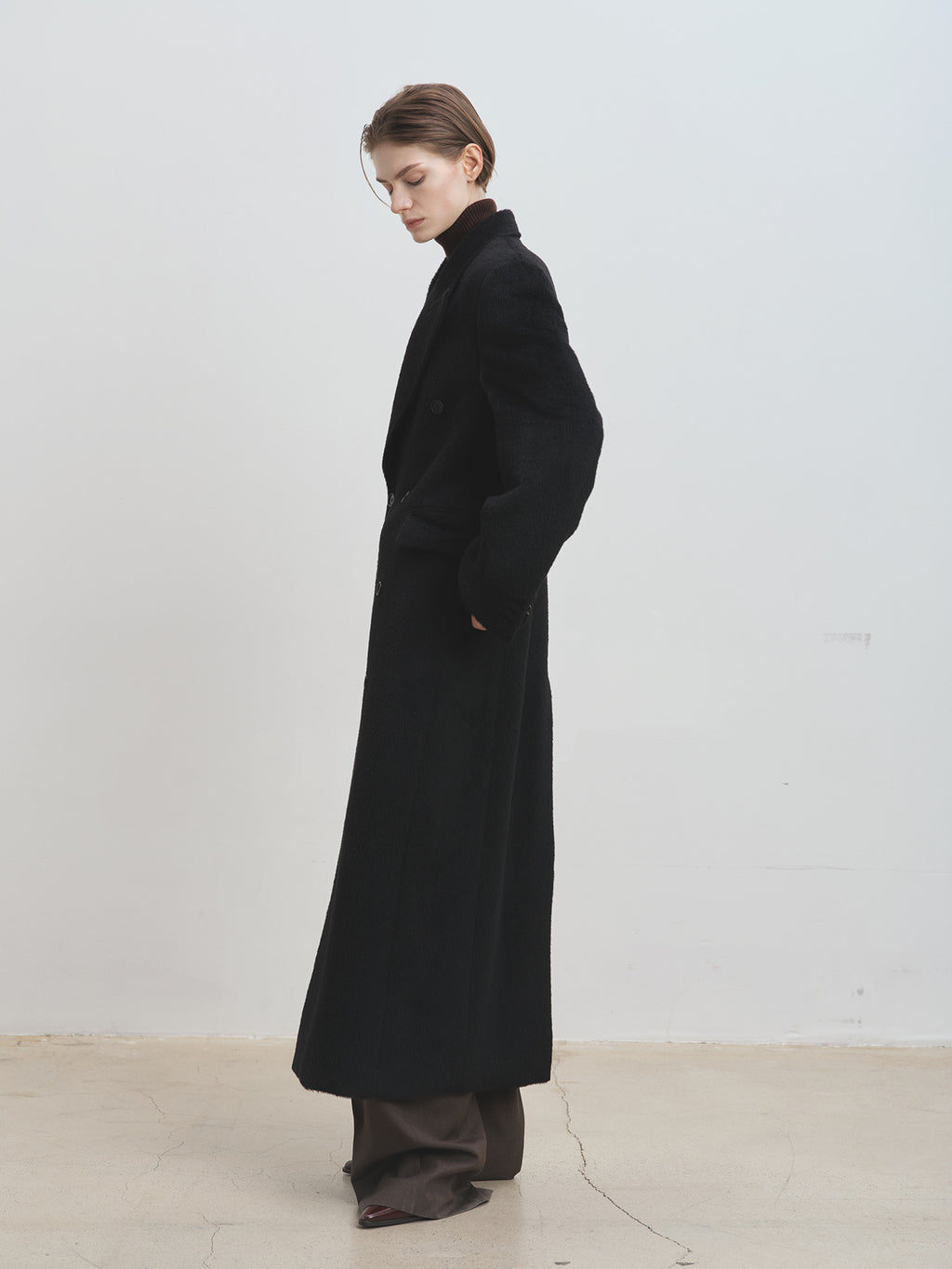 Tonywack - Wool And Alpaca Fitted Double-Breasted Maxi Coat (Black) product image 2 | TRAB K-Fashion Australia