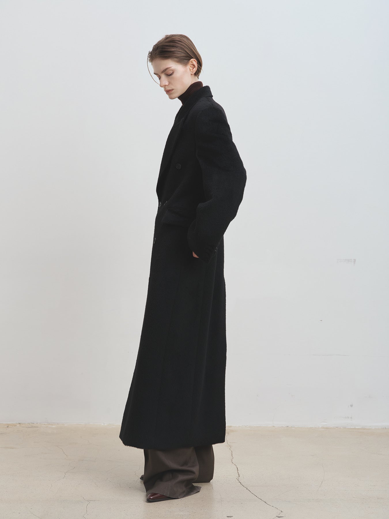 Tonywack - Wool And Alpaca Fitted Double-Breasted Maxi Coat (Black) product image 2 | TRAB K-Fashion Australia