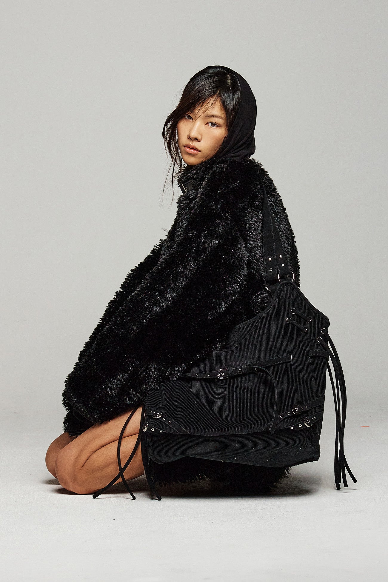 Deinet - Bizzo Point Faux Fur Jumper (Black) product image 6 | TRAB K-Fashion Australia