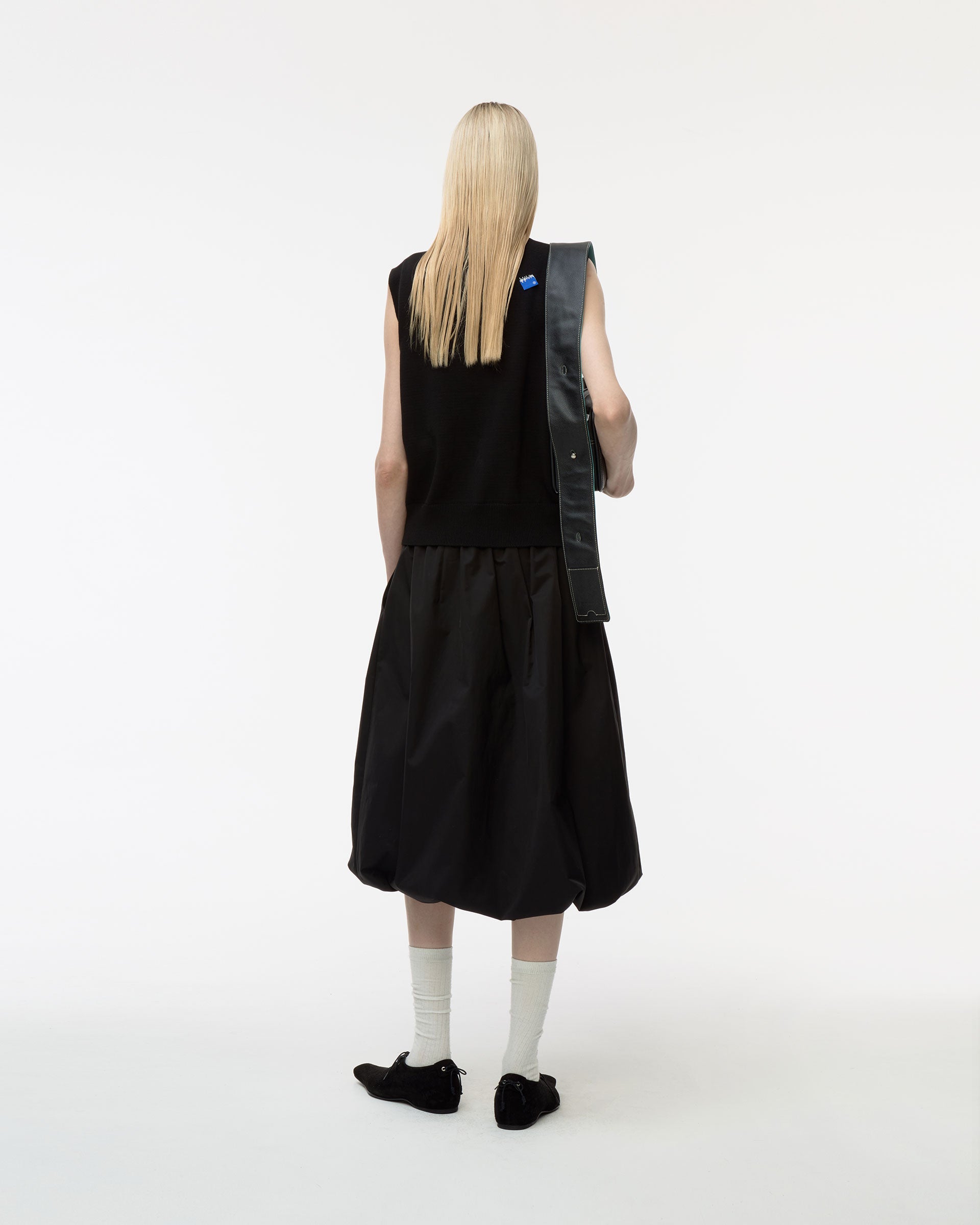 Ader Error - Sig; BL Tag knit vest 02 (Noir) product image 3 | TRAB K-Fashion Australia