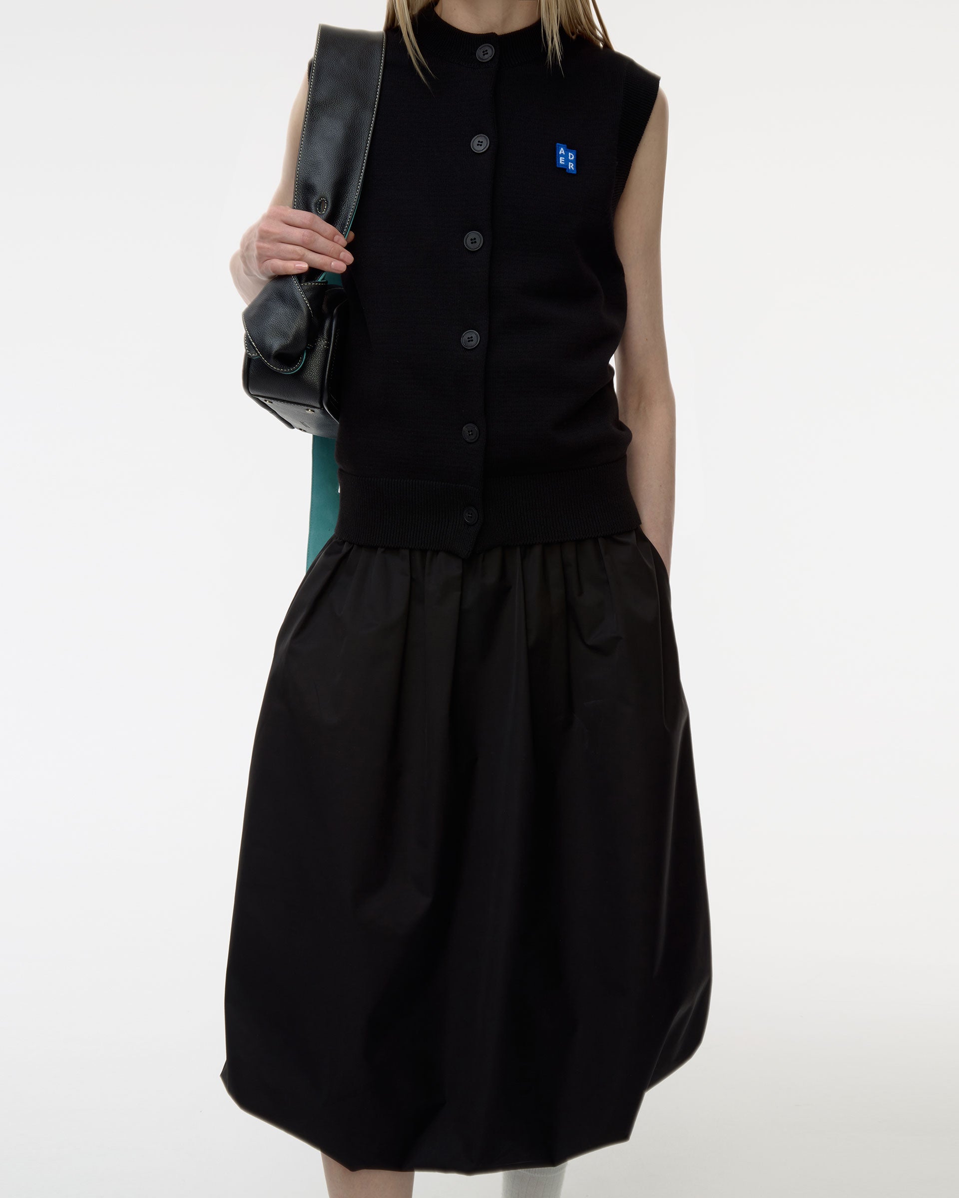 Ader Error - Sig; BL Tag knit vest 02 (Noir) product image 5 | TRAB K-Fashion Australia