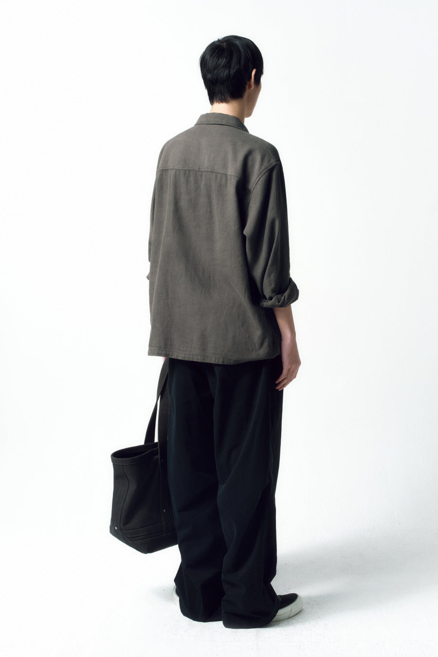 Insilence - Washed Cotton Back-Tuck Chino Pants (Washed Black) product image 4 | TRAB K-Fashion Australia