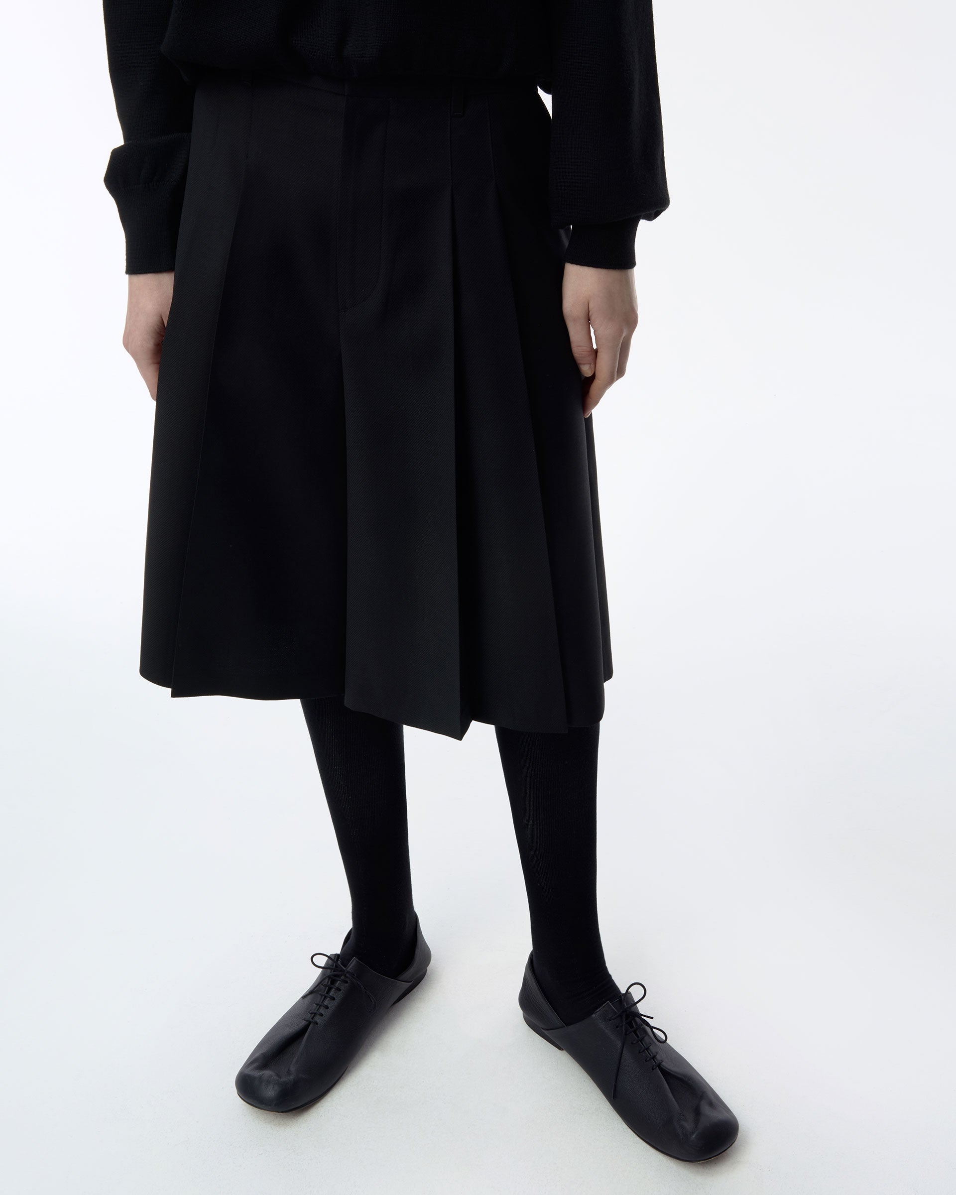 Ader Error - Sig; BK Tag shorts 02 (Noir) product image 3 | TRAB K-Fashion Australia