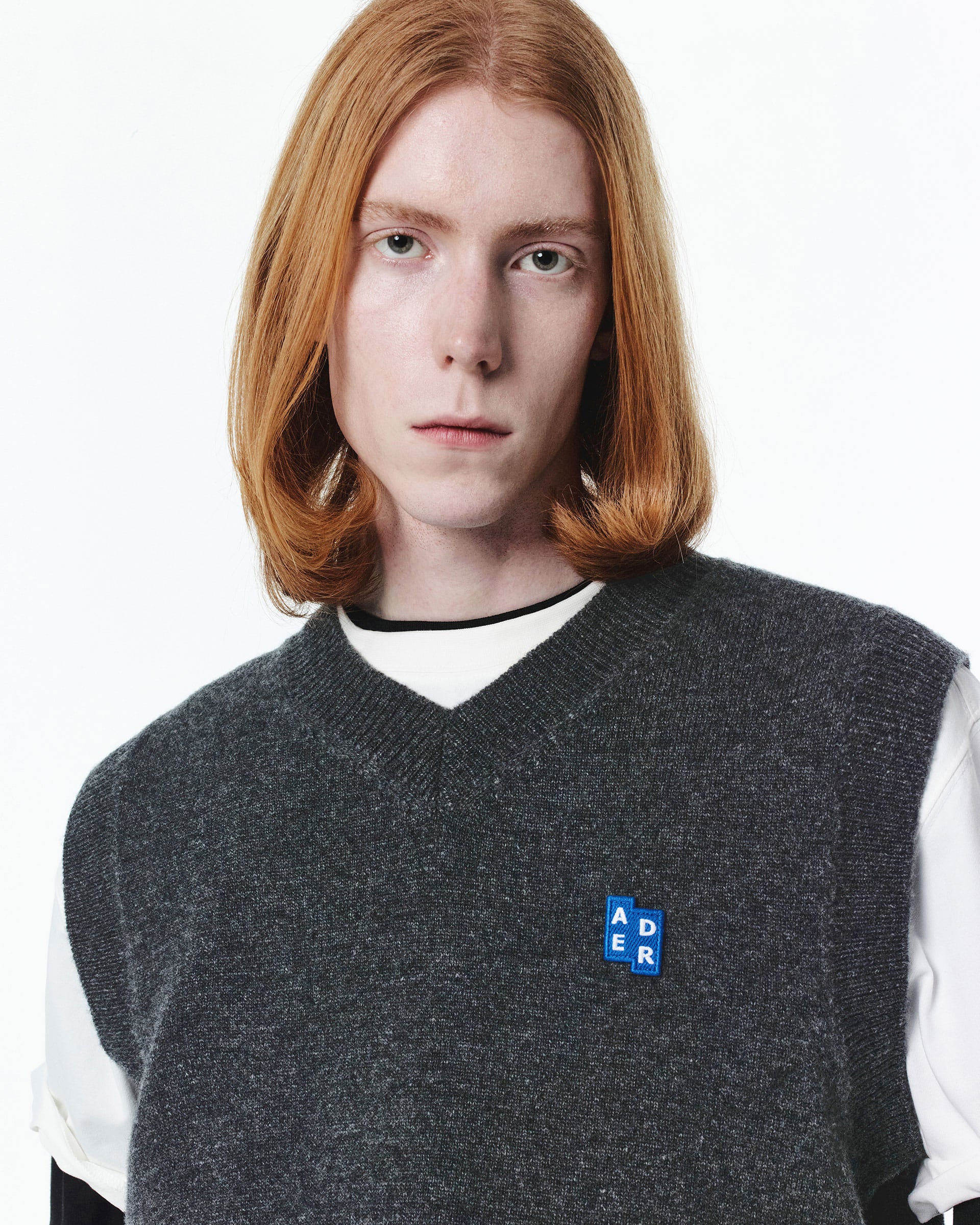 Ader Error - Sig; BL Tag knit vest 01 (Charcoal) product image 4 | TRAB K-Fashion Australia