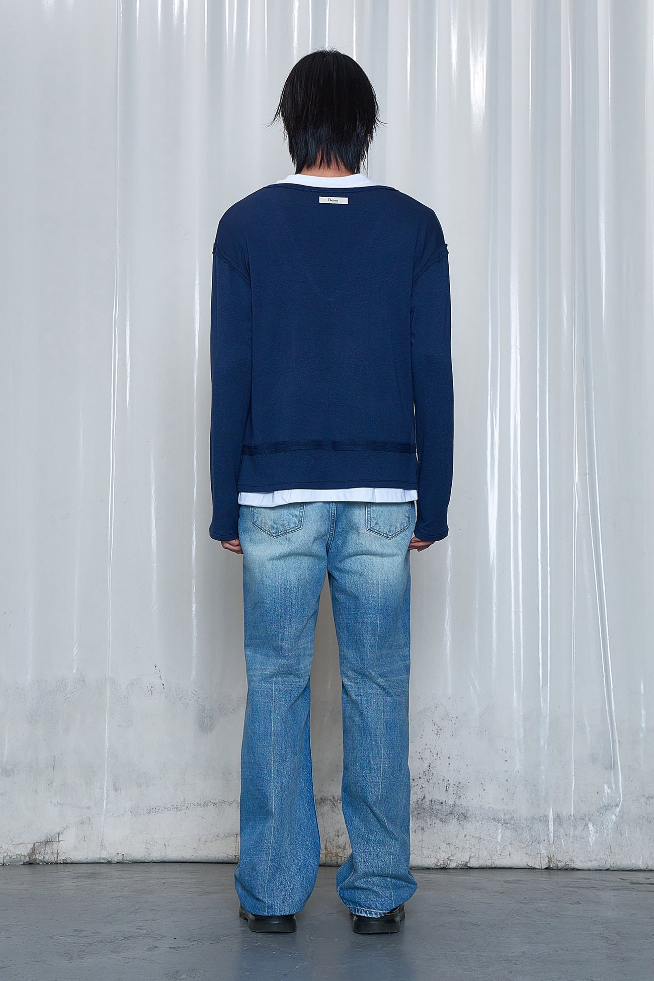 Deinet - Raw V Long Sleeve (Navy) product image 3 | TRAB K-Fashion Australia