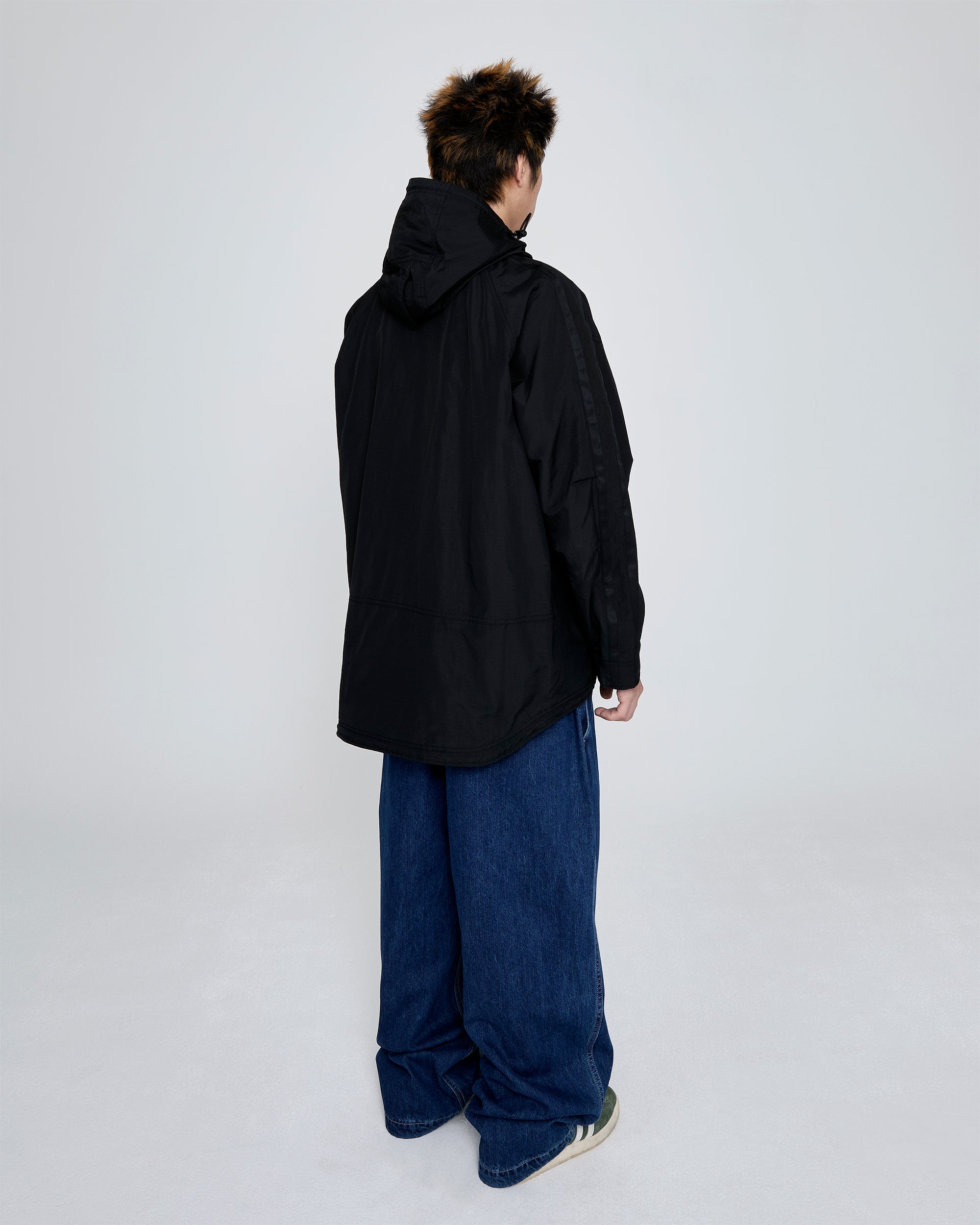 yeseyesee - Striking Windbreaker (Black) product image 9 | TRAB K-Fashion Australia