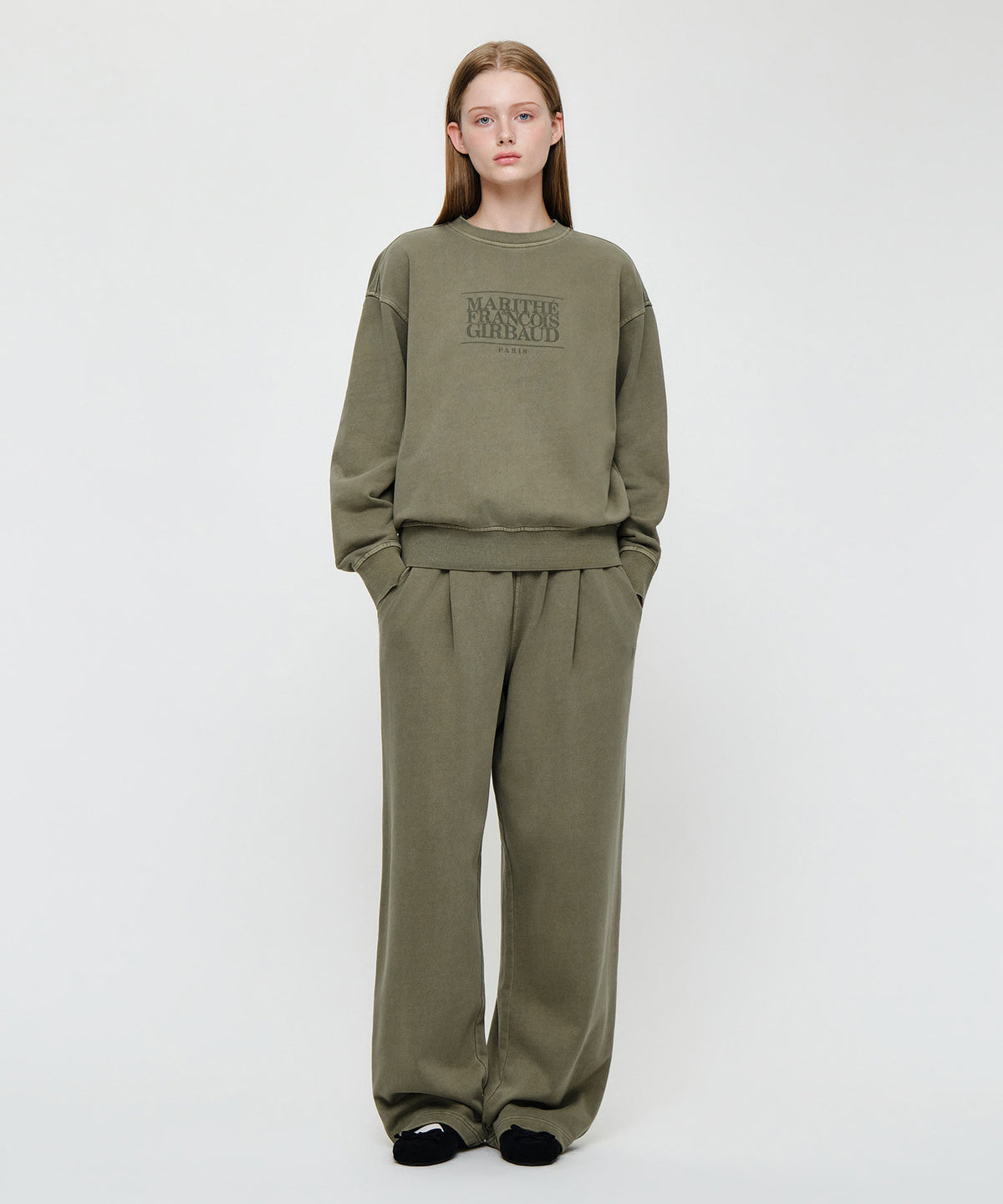 Marithe & Francois Girbaud - Crack Classic Logo Dyeing One Tuck Wide Sweat Pants (Khaki) product image 3 | TRAB K-Fashion Australia