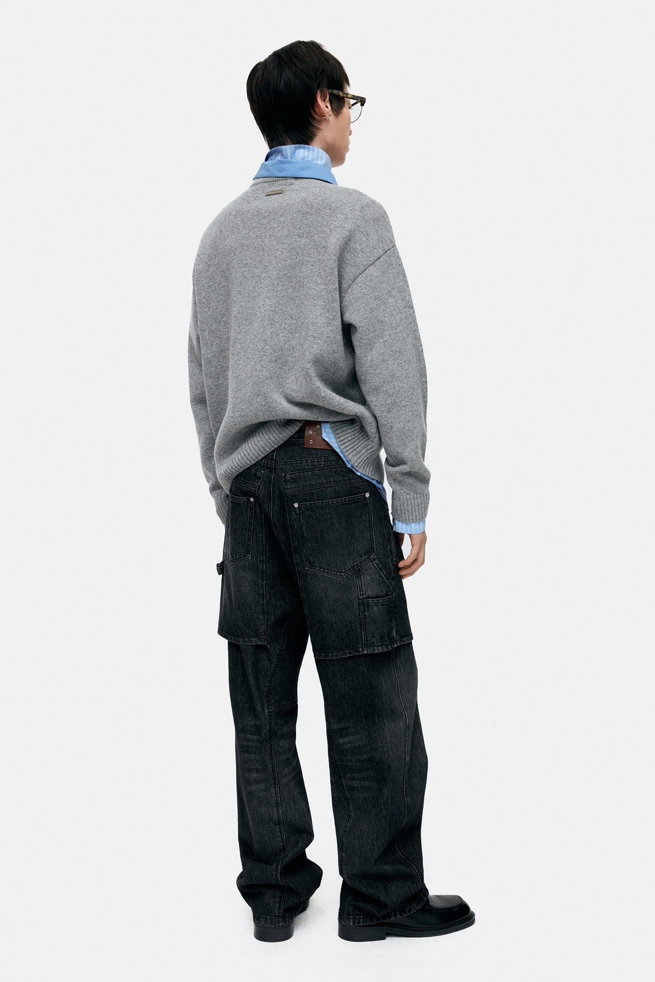 Andersson Bell - Unisex Cashmere Rose Crew-Neck Sweater (Grey) product image 1 | TRAB K-Fashion Australia