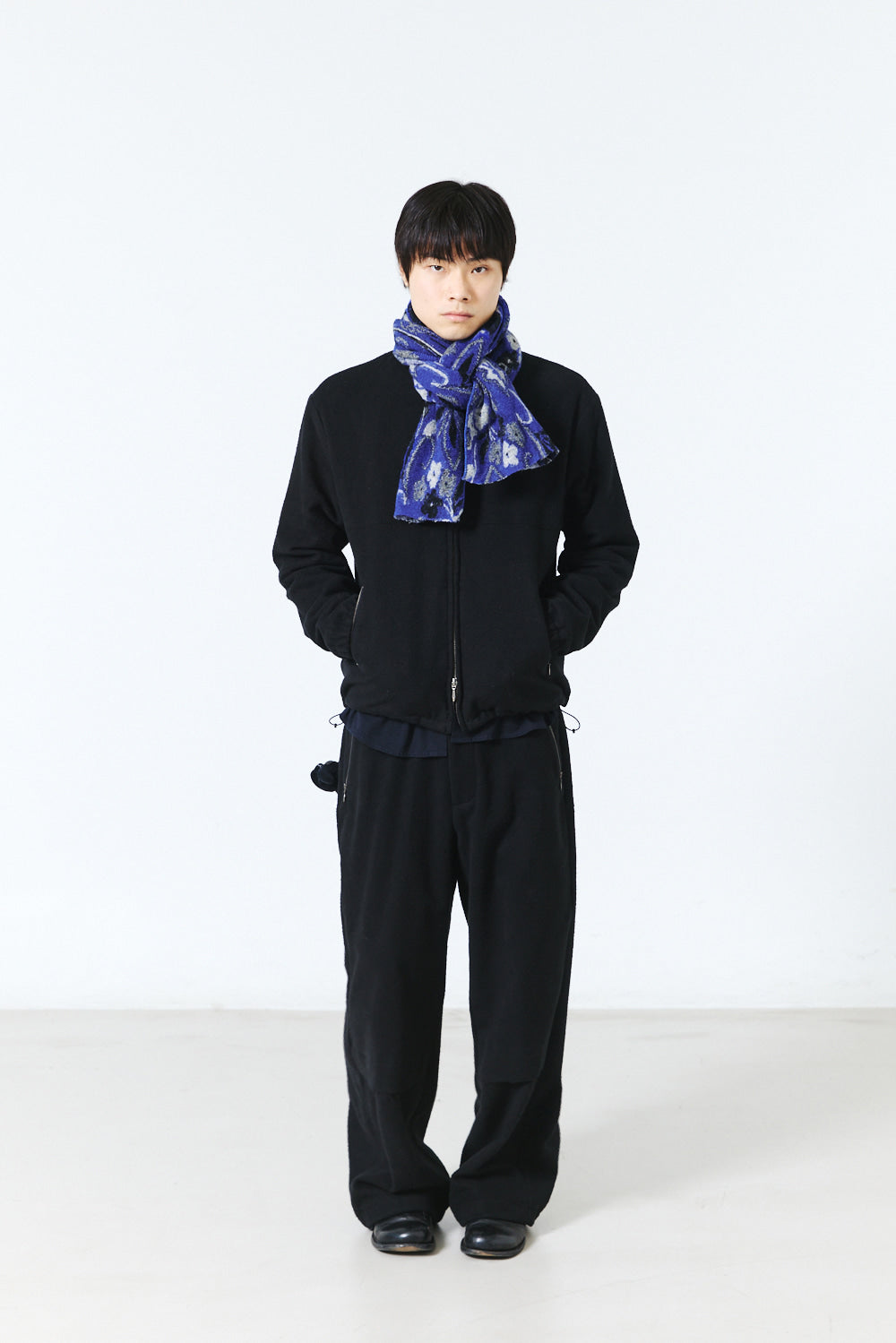 Hatchingroom - Floral Jacquard Muffler (Blue) product image 6 | TRAB K-Fashion Australia